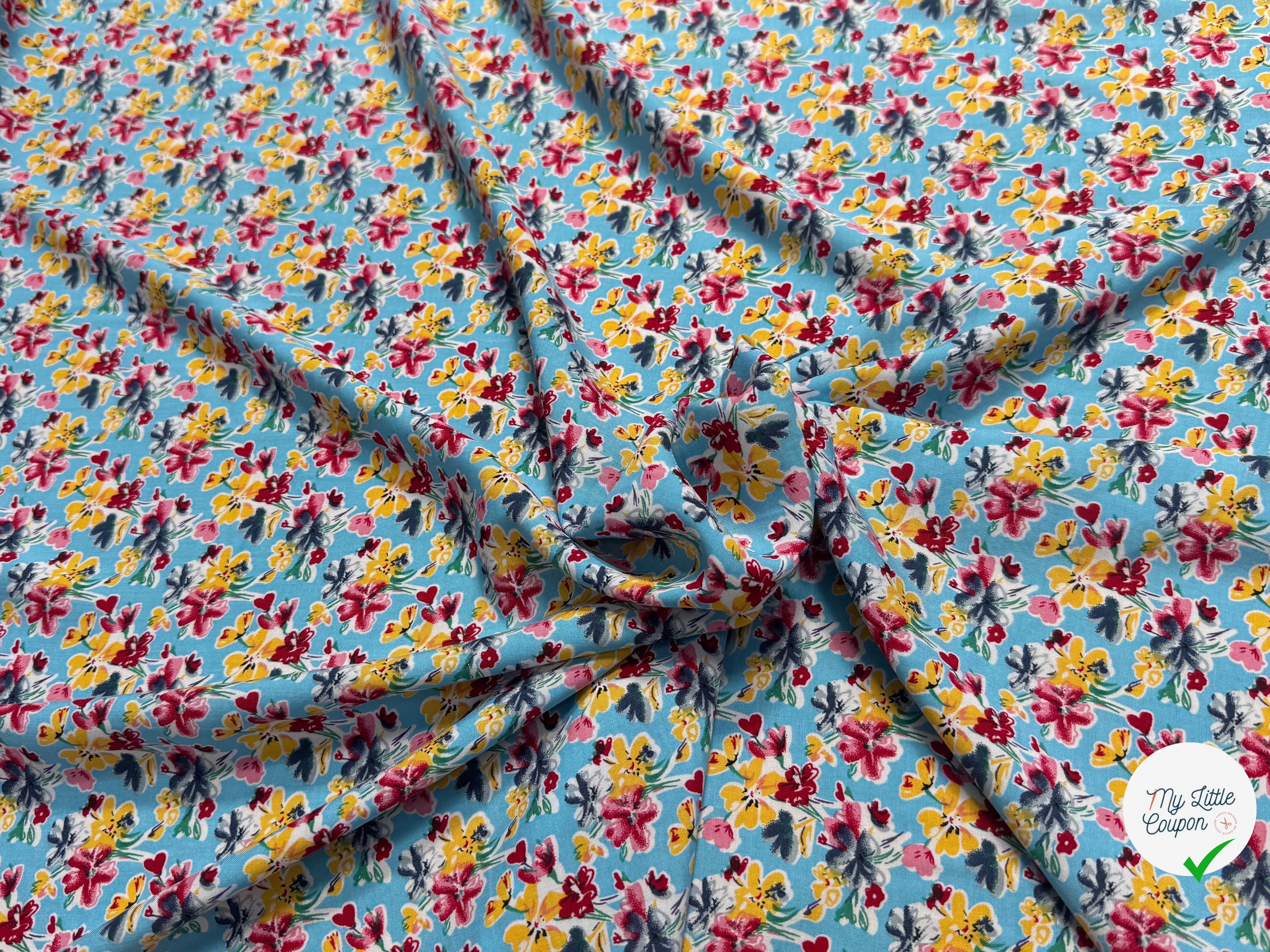 TISSU 100% VISCOSE FOND BLEU CIEL IMPRIMÉ BOUQUETS - My Little Coupon