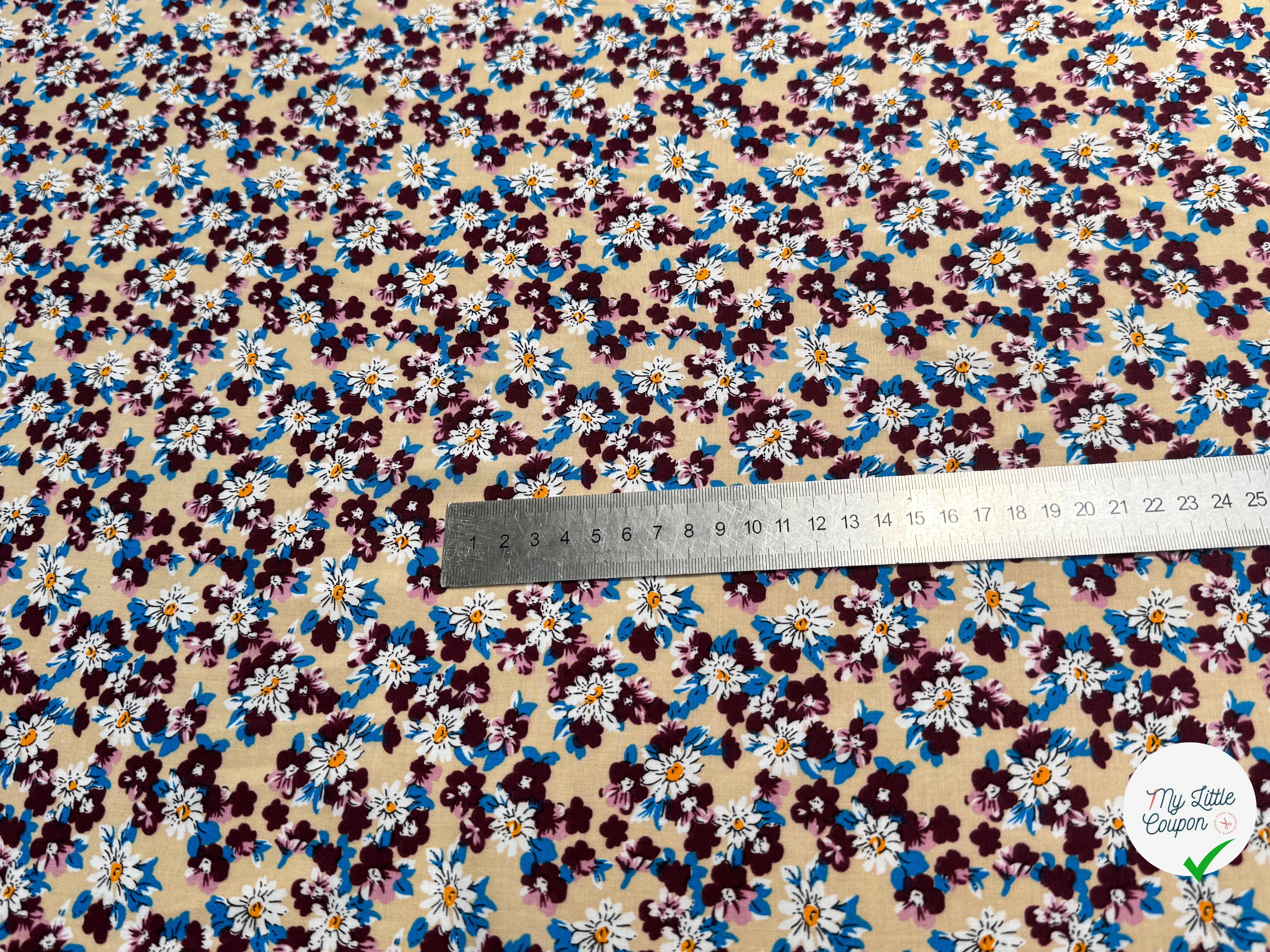 TISSU 100% VISCOSE FOND CAFÉ AU LAIT IMPRIMÉ BASE DE FLEURS - My Little Coupon
