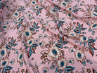 TISSU 100% VISCOSE IMPRIMÉ FOND ROSE - My Little Coupon