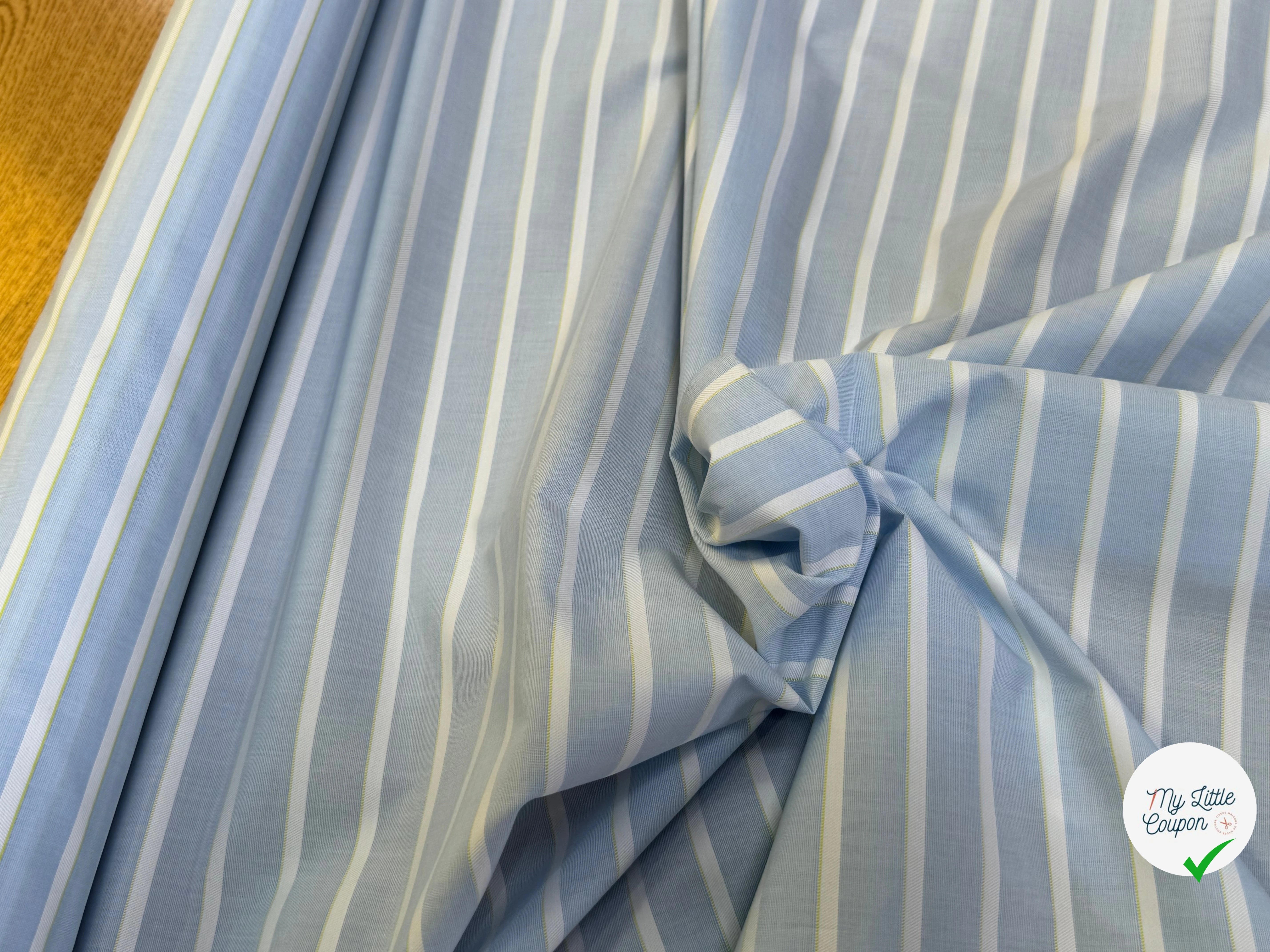 TISSU CHEMISE 100% COTON ORGANIC À GROSSES RAYURES WHITE & SKY BLUE - My Little Coupon
