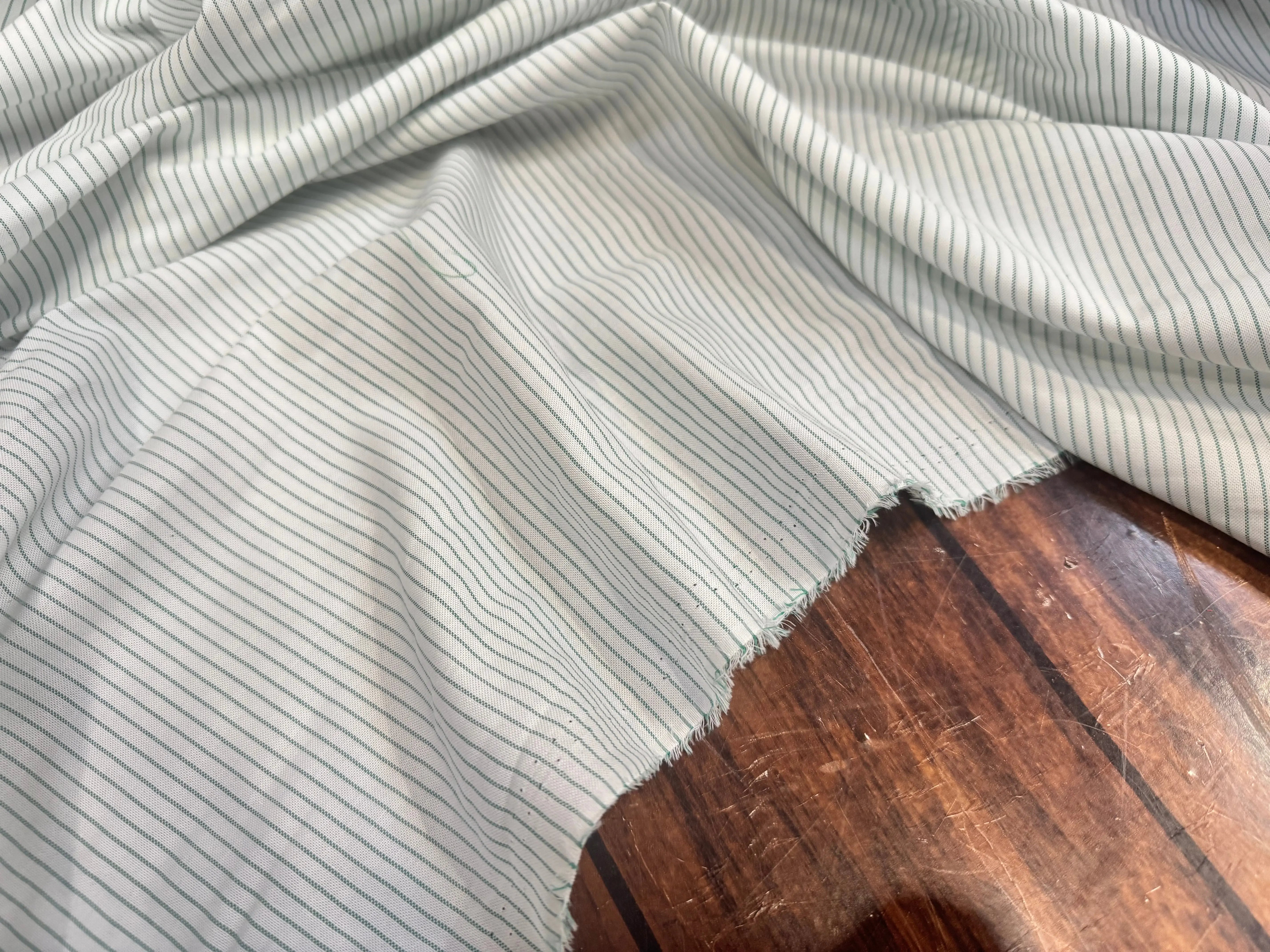 TISSU CHEMISE BLANC RAYURES VERTES - My Little Coupon