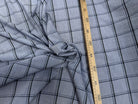 TISSU COTON CHEMISE FOND GRIS MOTIFS CARREAUX GRIS FONCÉ ULRTA DOUX - My Little Coupon