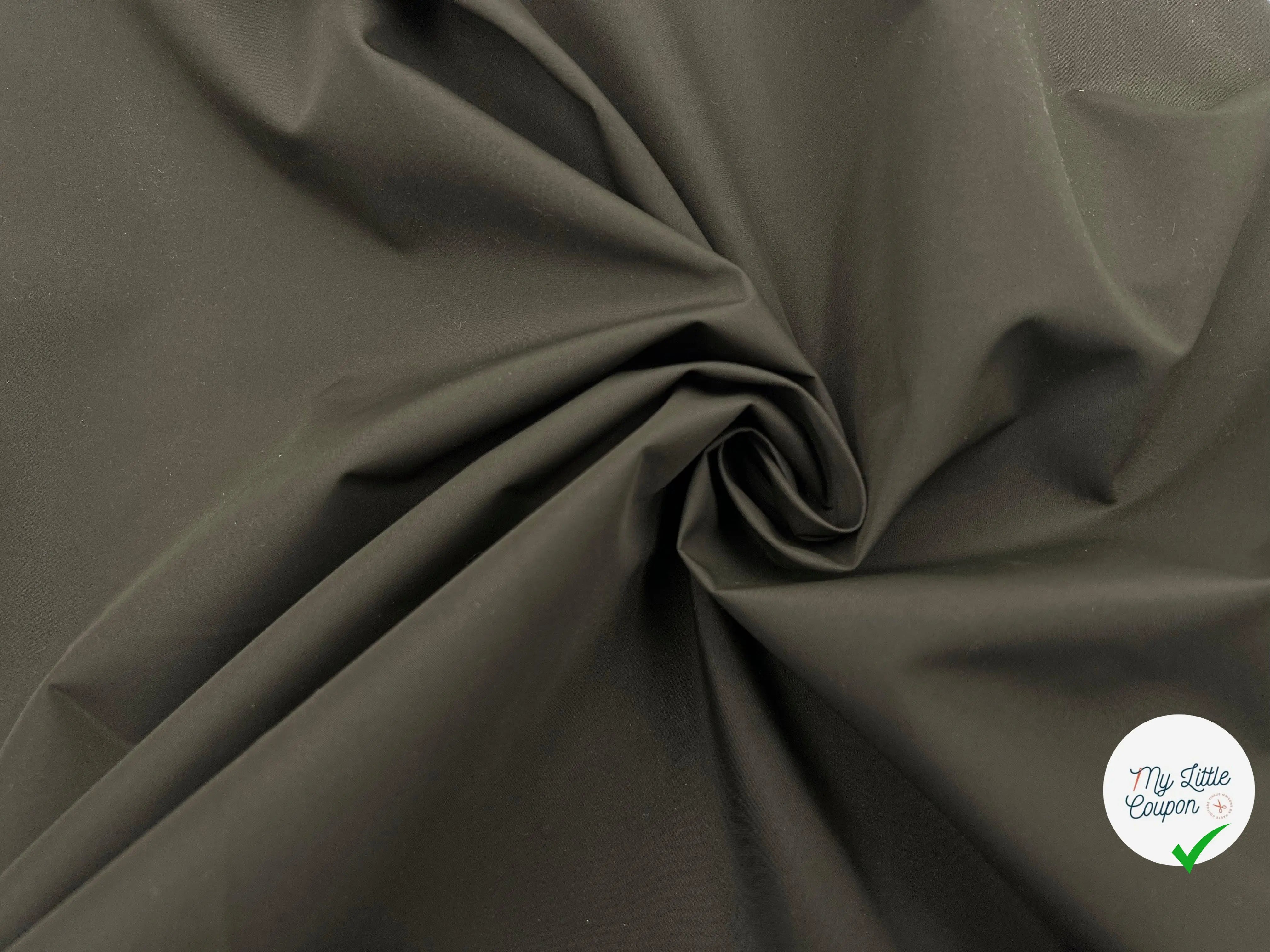 TISSU COUPE VENT REVERSIBLE NOIR ET BLEU ROYAL - My Little Coupon - tissu - coudre