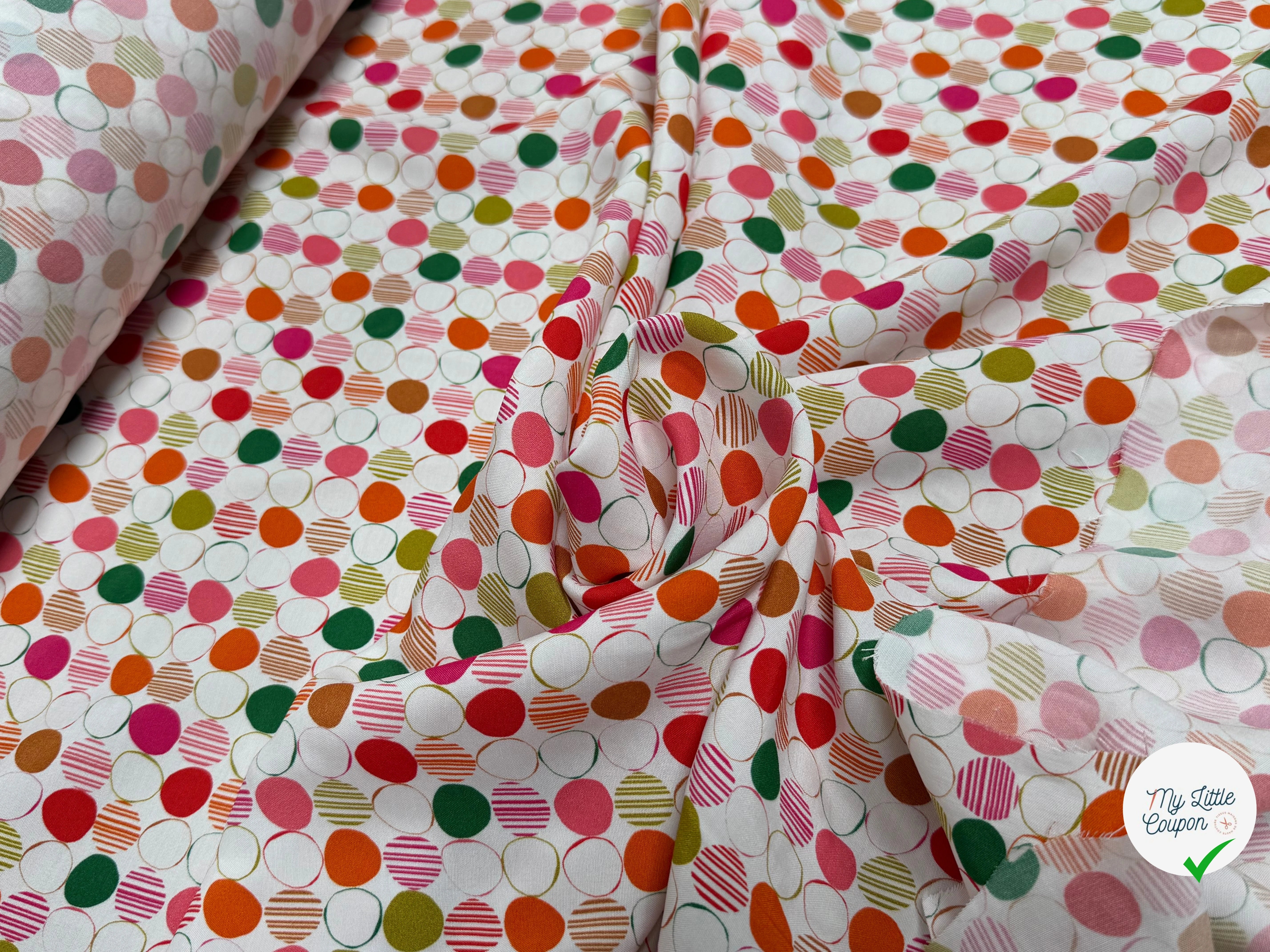 TISSU CRÊPE DE VISCOSE IMPRIMÉ POIS MULTICOLORES FANTASY ROND MULTIROUGE - My Little Coupon