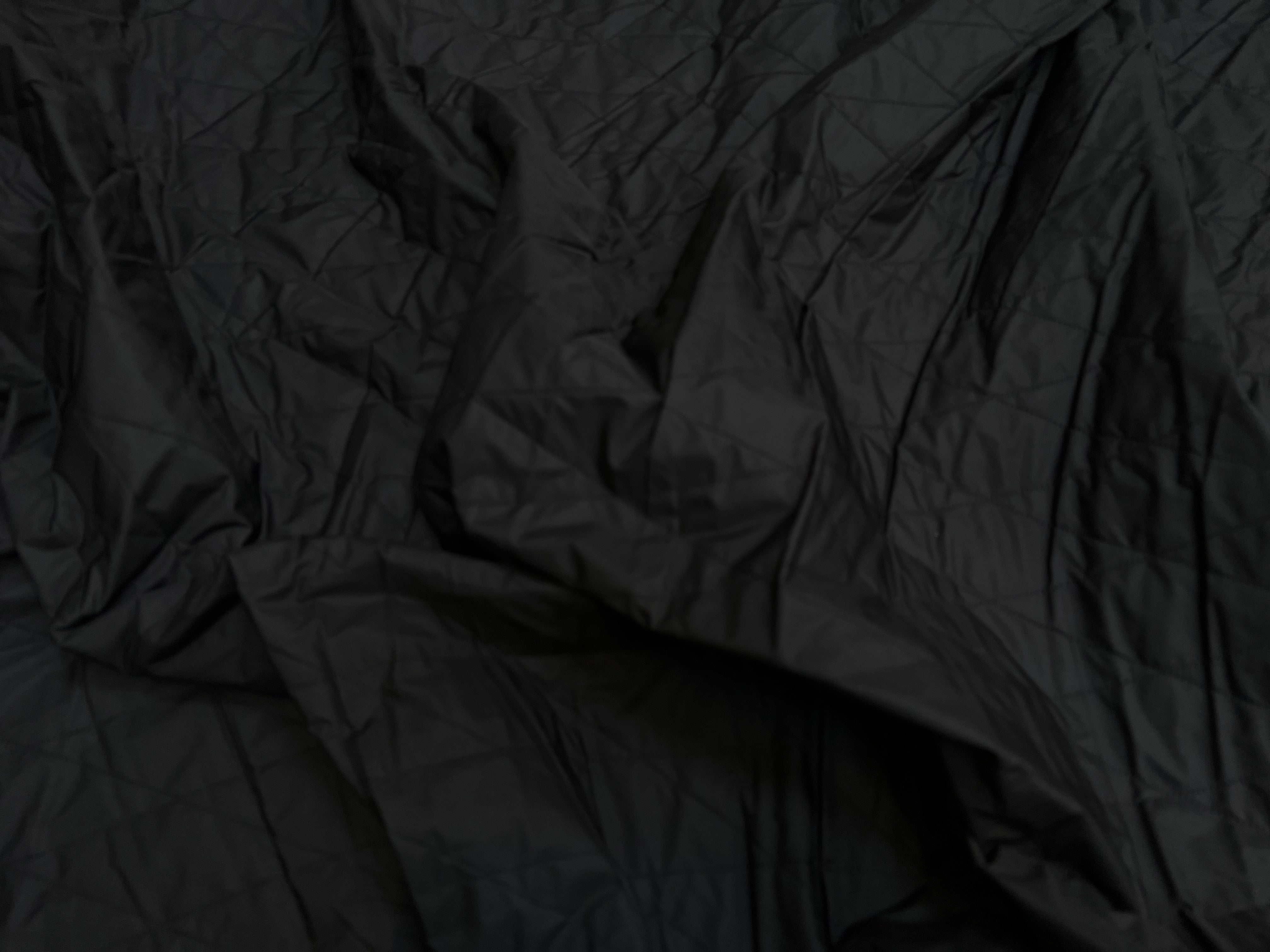 TISSU MATELASSÉ NOIR - My Little Coupon