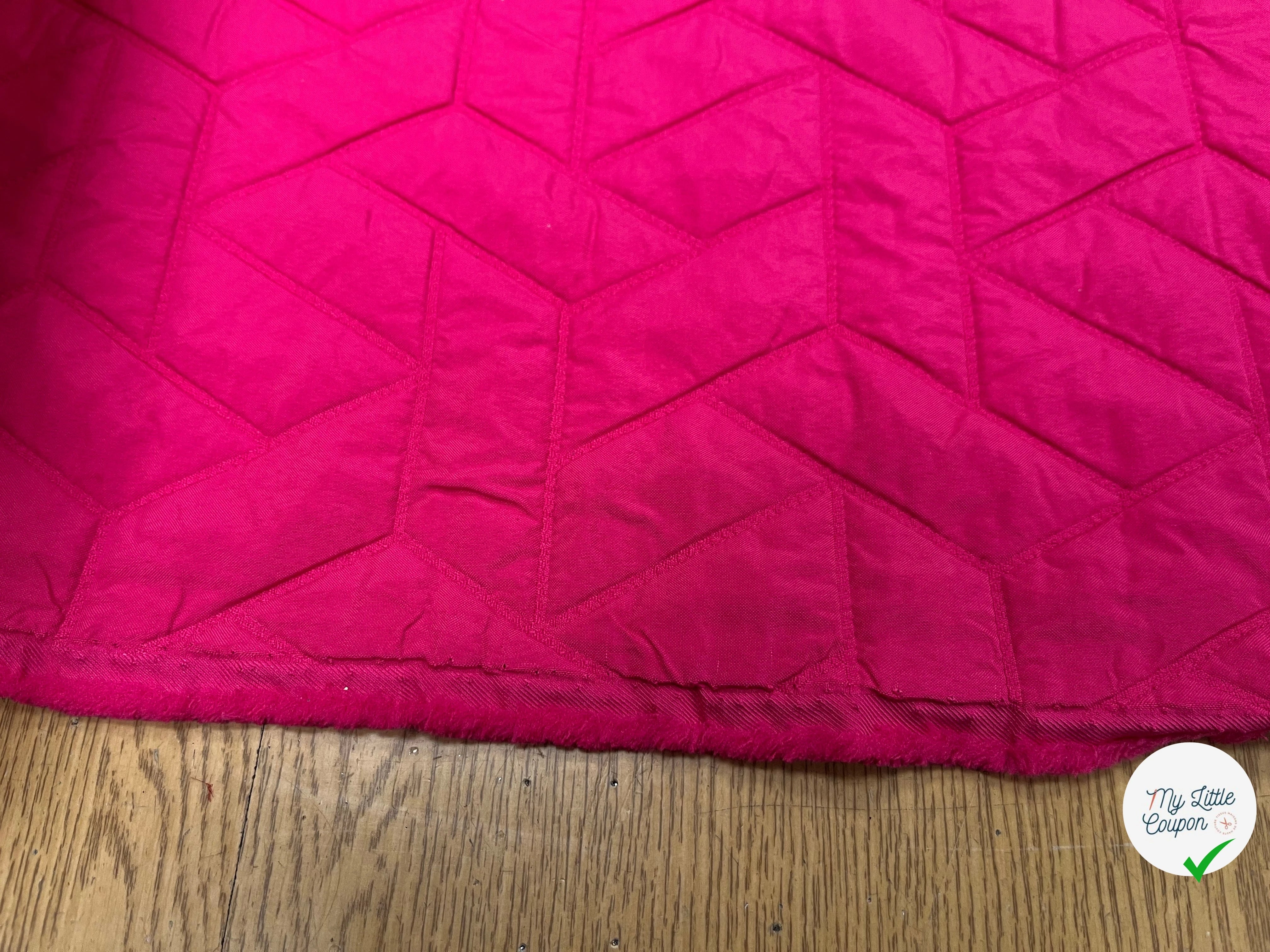 TISSU MATELASSÉ ROSE MOTIF RECTANGLE ENVERS DOUX - My Little Coupon