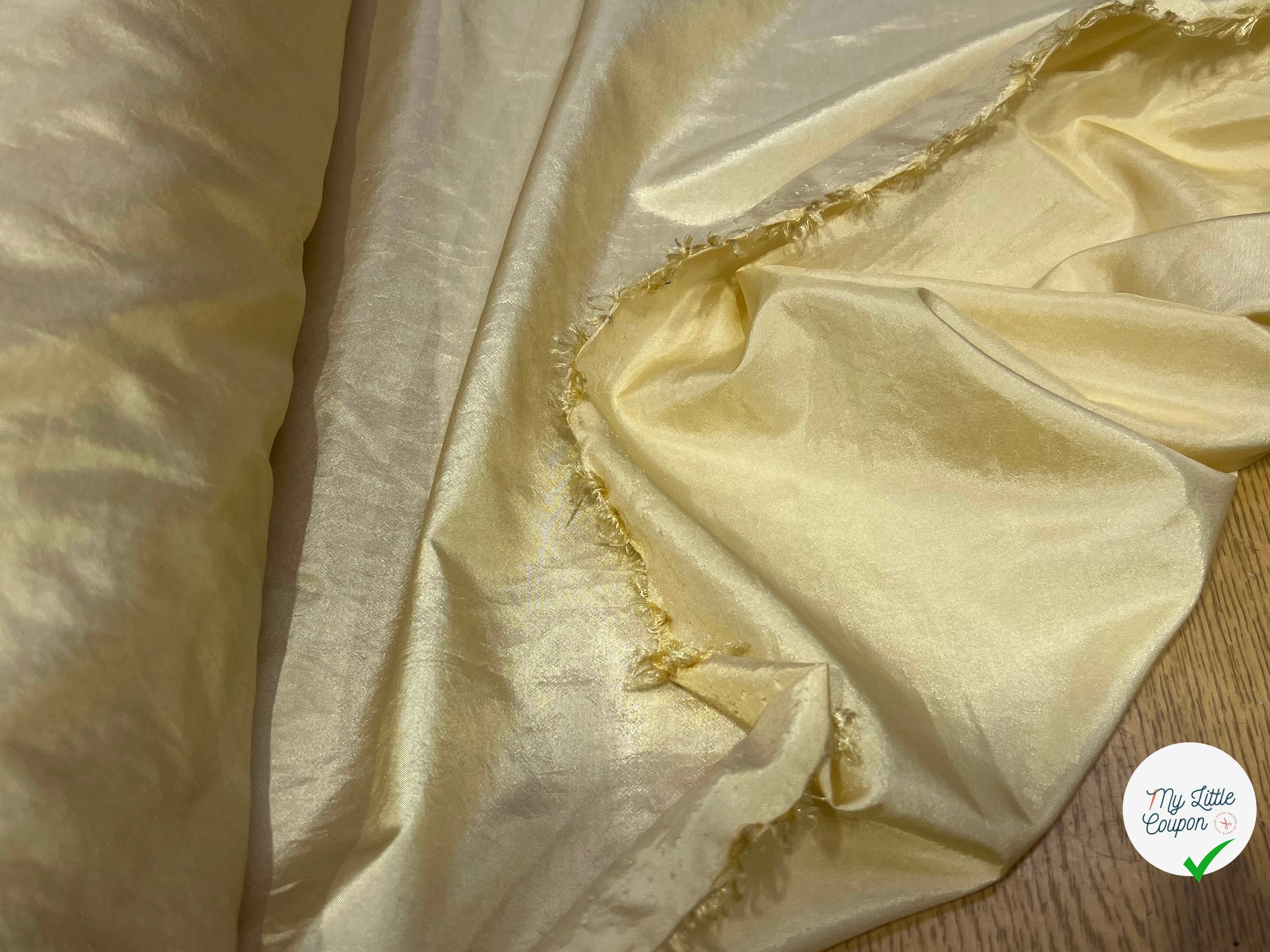 TISSU SATINÉ JAUNE VANILLE - My Little Coupon