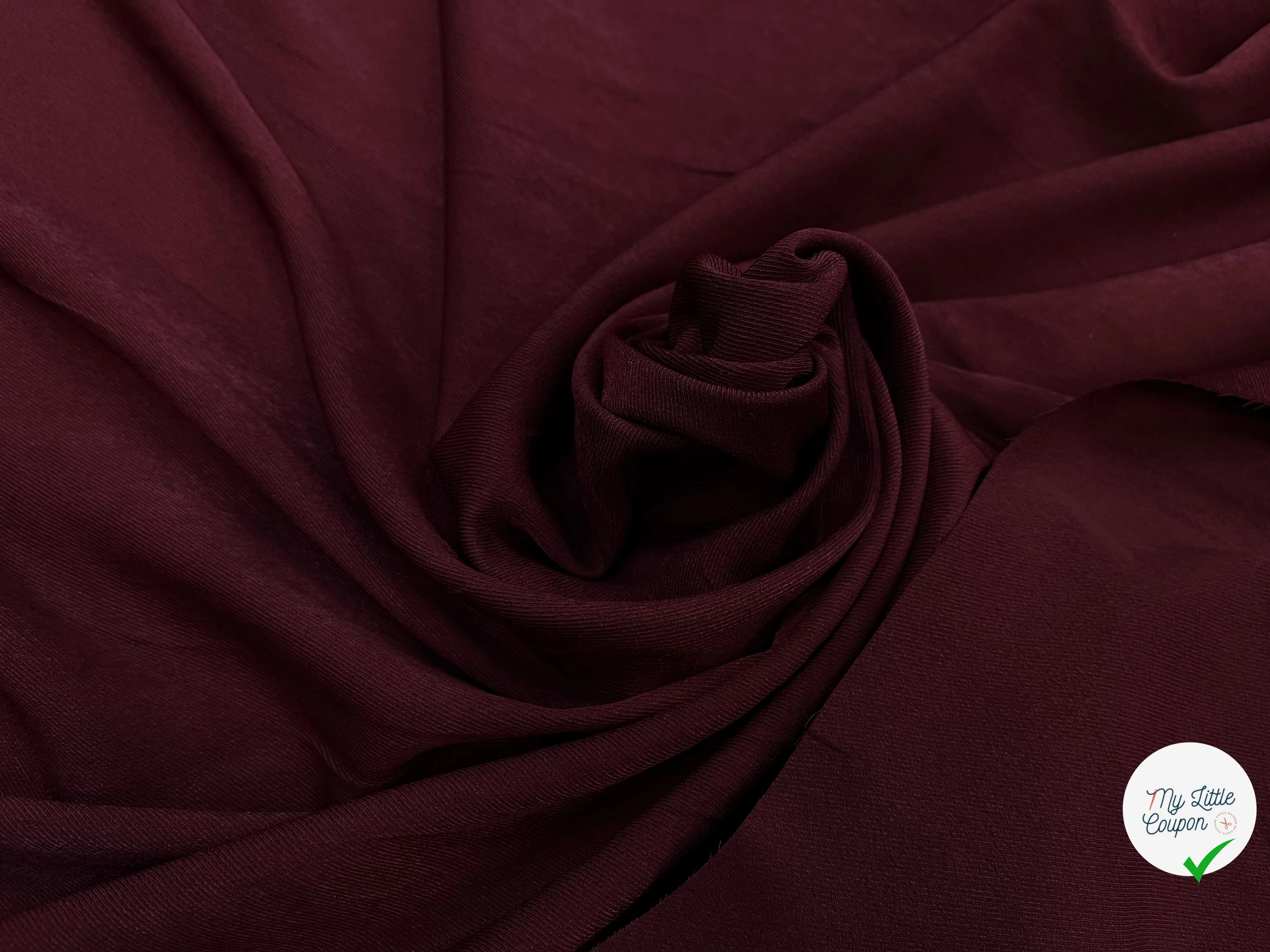 TISSU SERGÉ FLUIDE ROUGE BORDEAU - My Little Coupon
