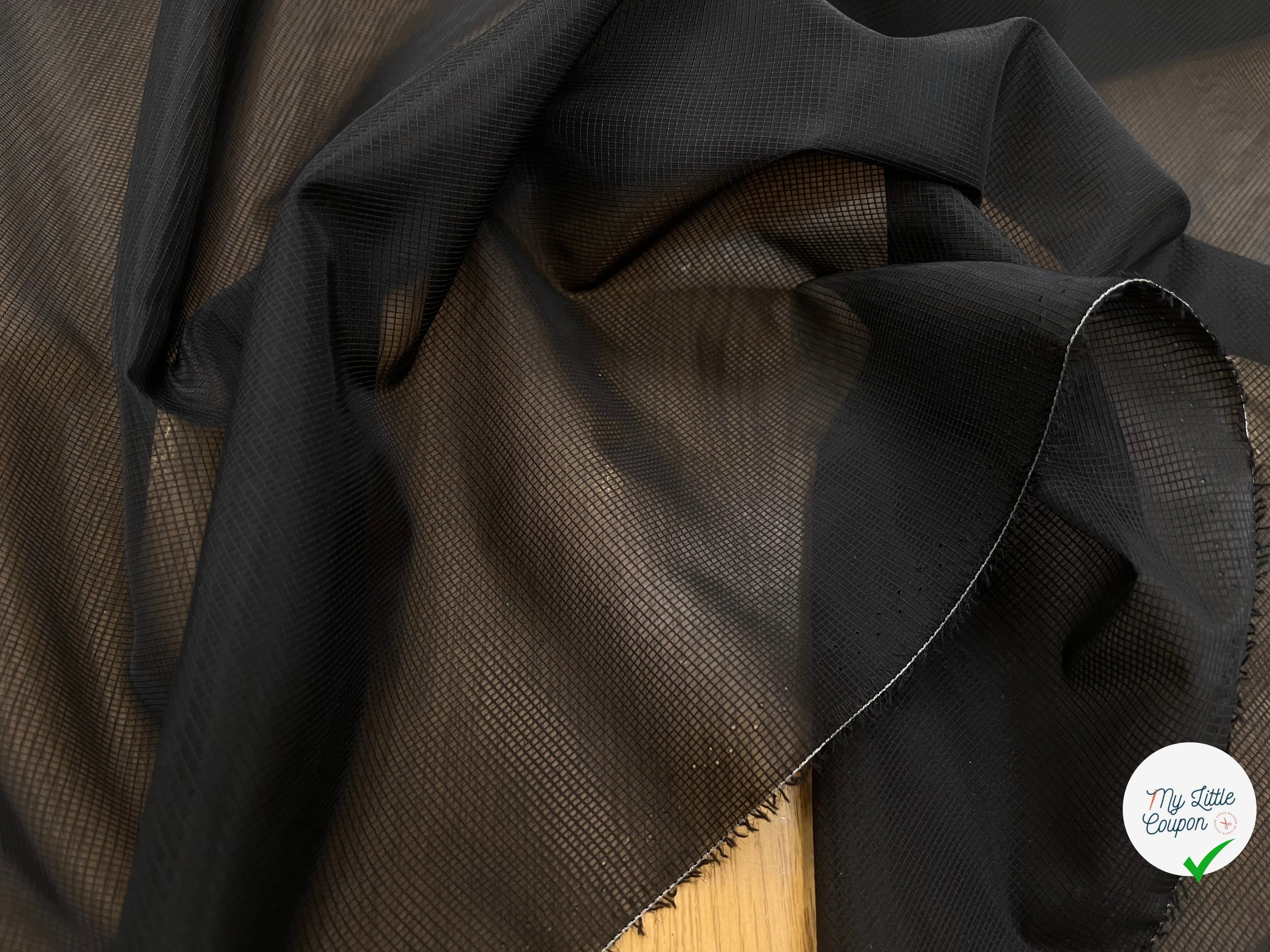 TISSU TECHNIQUE COUPE VENT NOIR - My Little Coupon