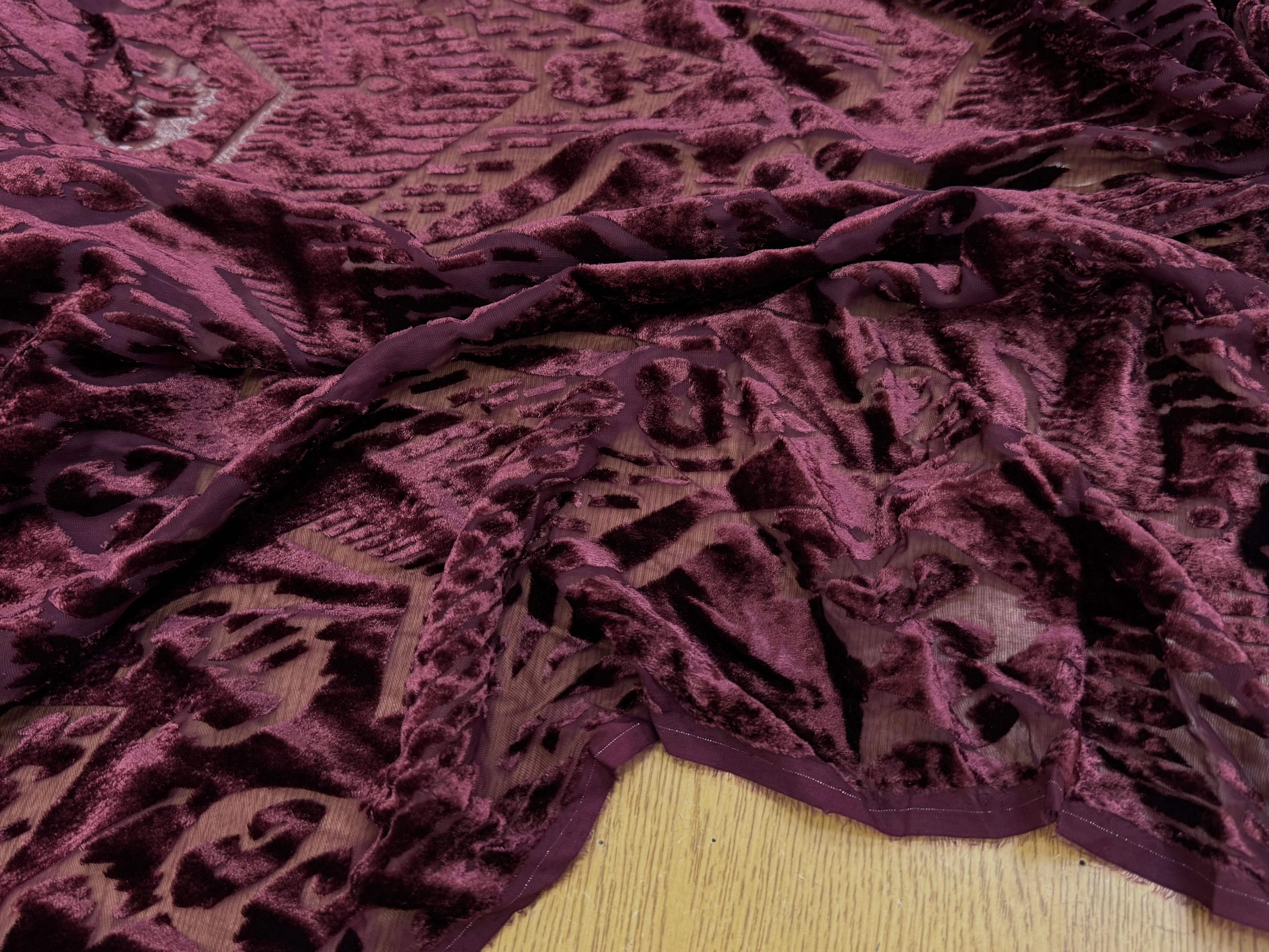 TISSU VELOURS DÉVORÉ BORDEAUX - My Little Coupon