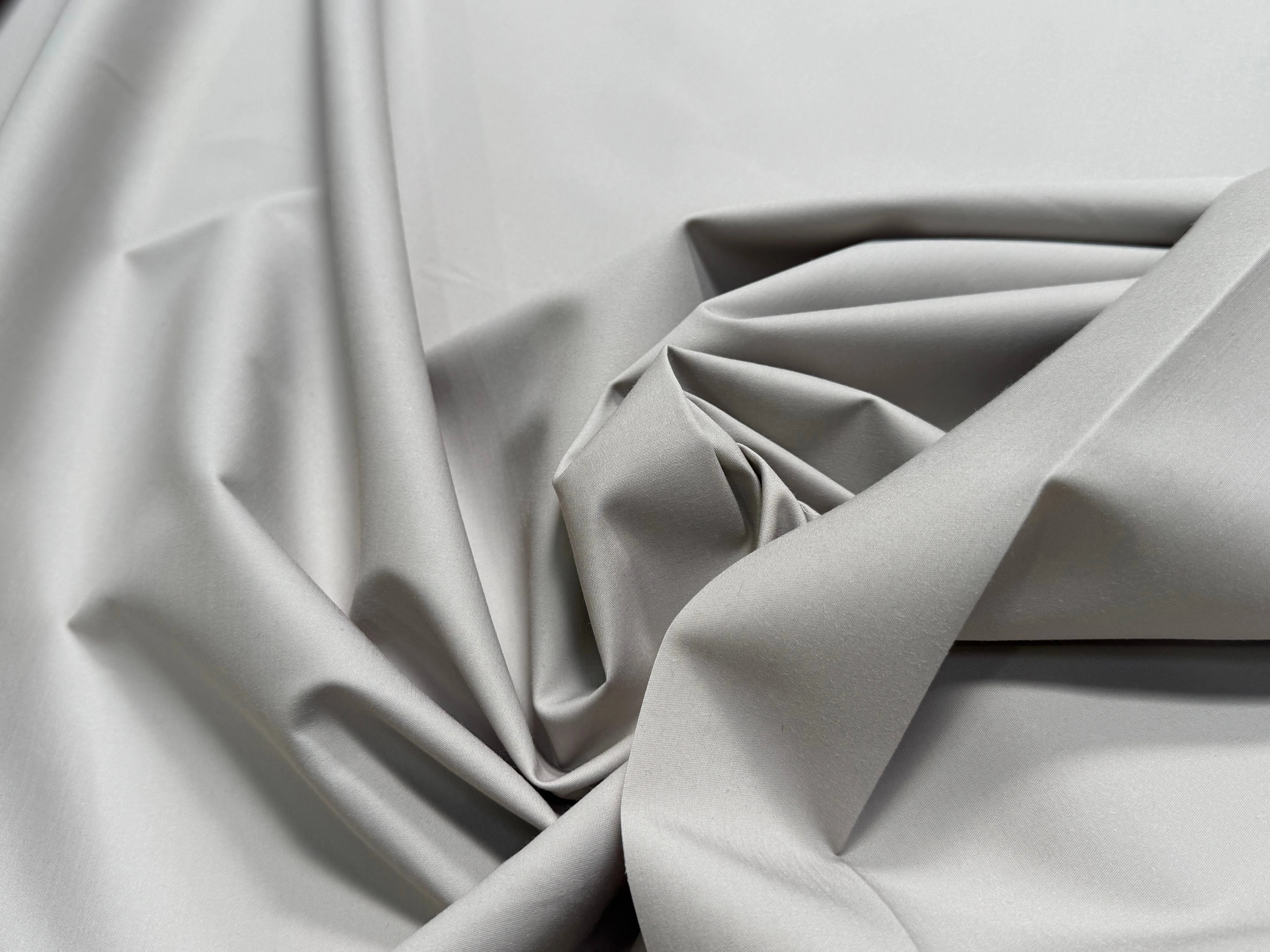TISSU VISCOSE POLYAMIDE BELLE TENUE BEIGE 57% VISCOSE - My Little Coupon