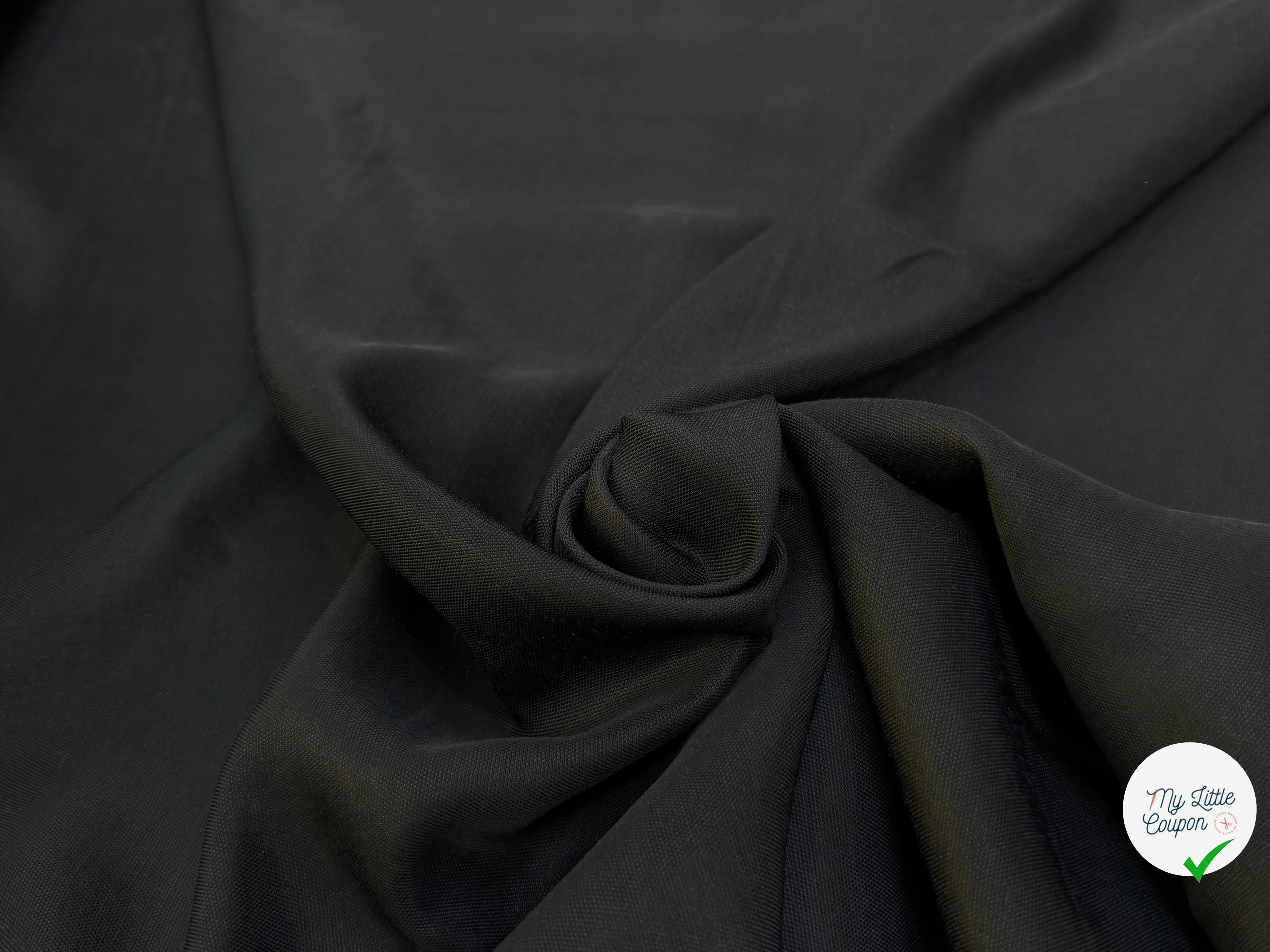 TOILE COTON ÉFFET PIQUÉ LÉGÈREMENT SATINÉ COUTURE NOIR - My Little Coupon