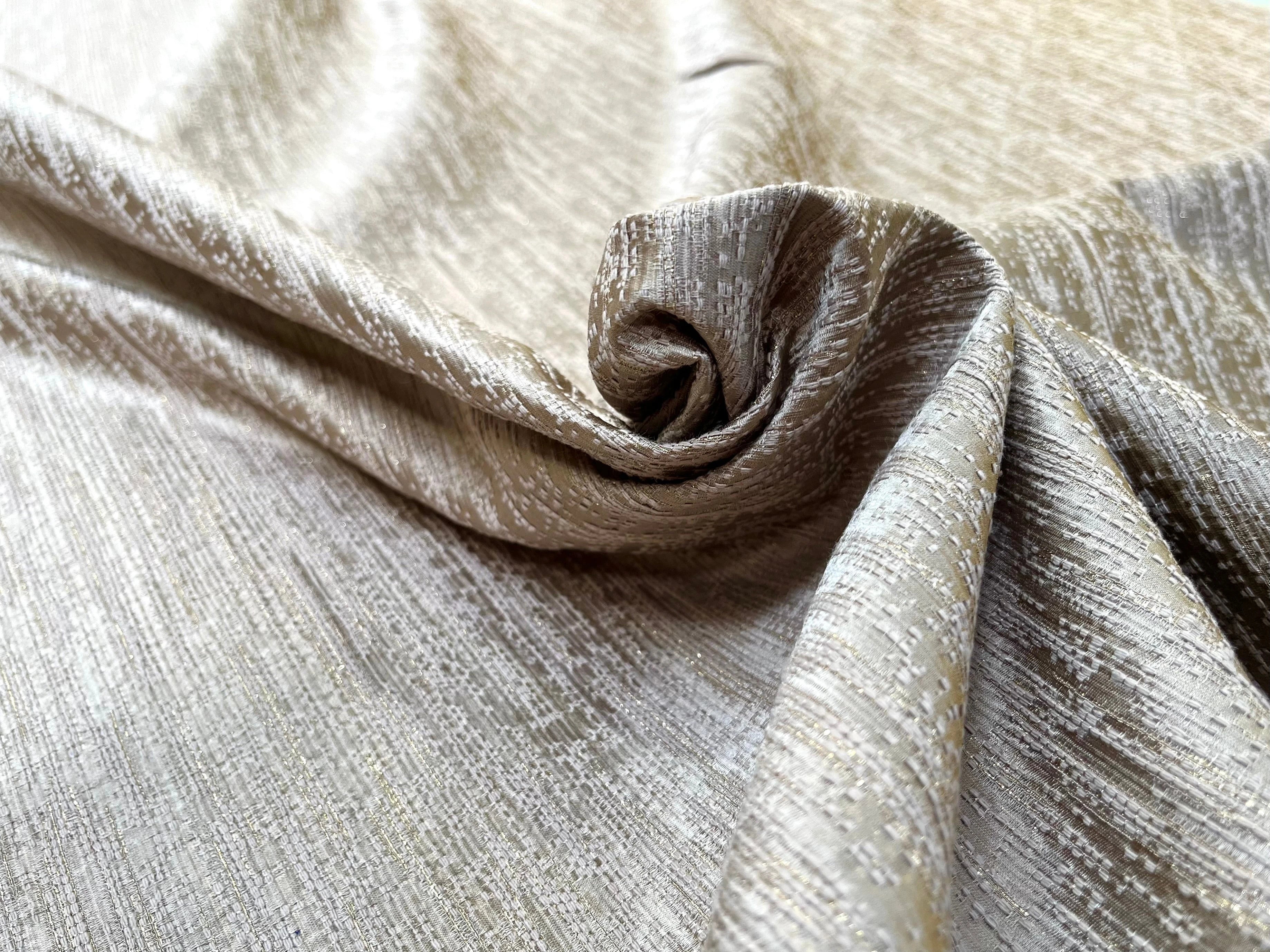 TOILE JACQUARD DE COTON NUDE ET LUREX DORÉ - My Little Coupon