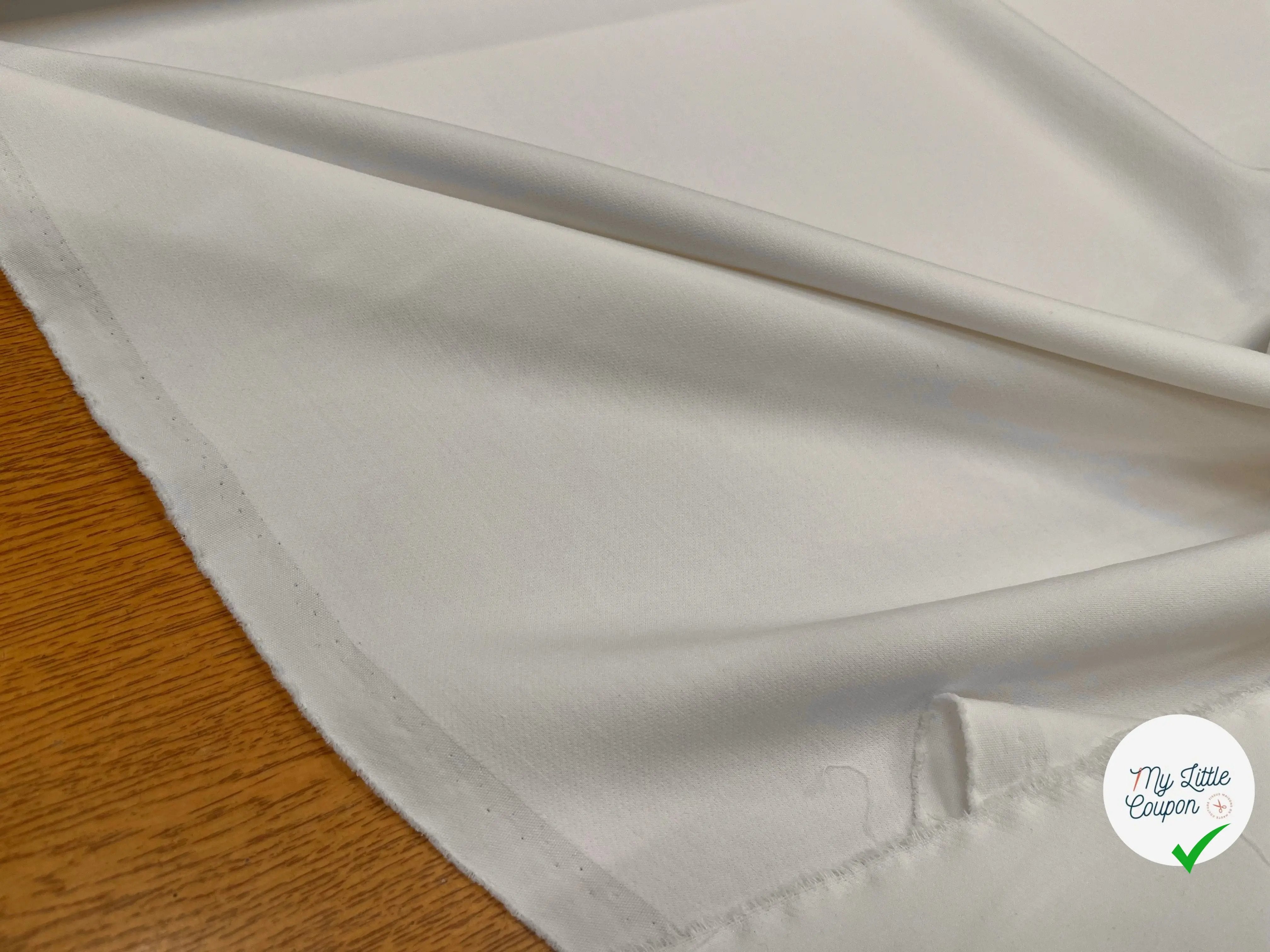 TOILE OWENS COUTURE FLUIDE STRETCH POLYVISCOSE BLANC CASSÉ - My Little Coupon