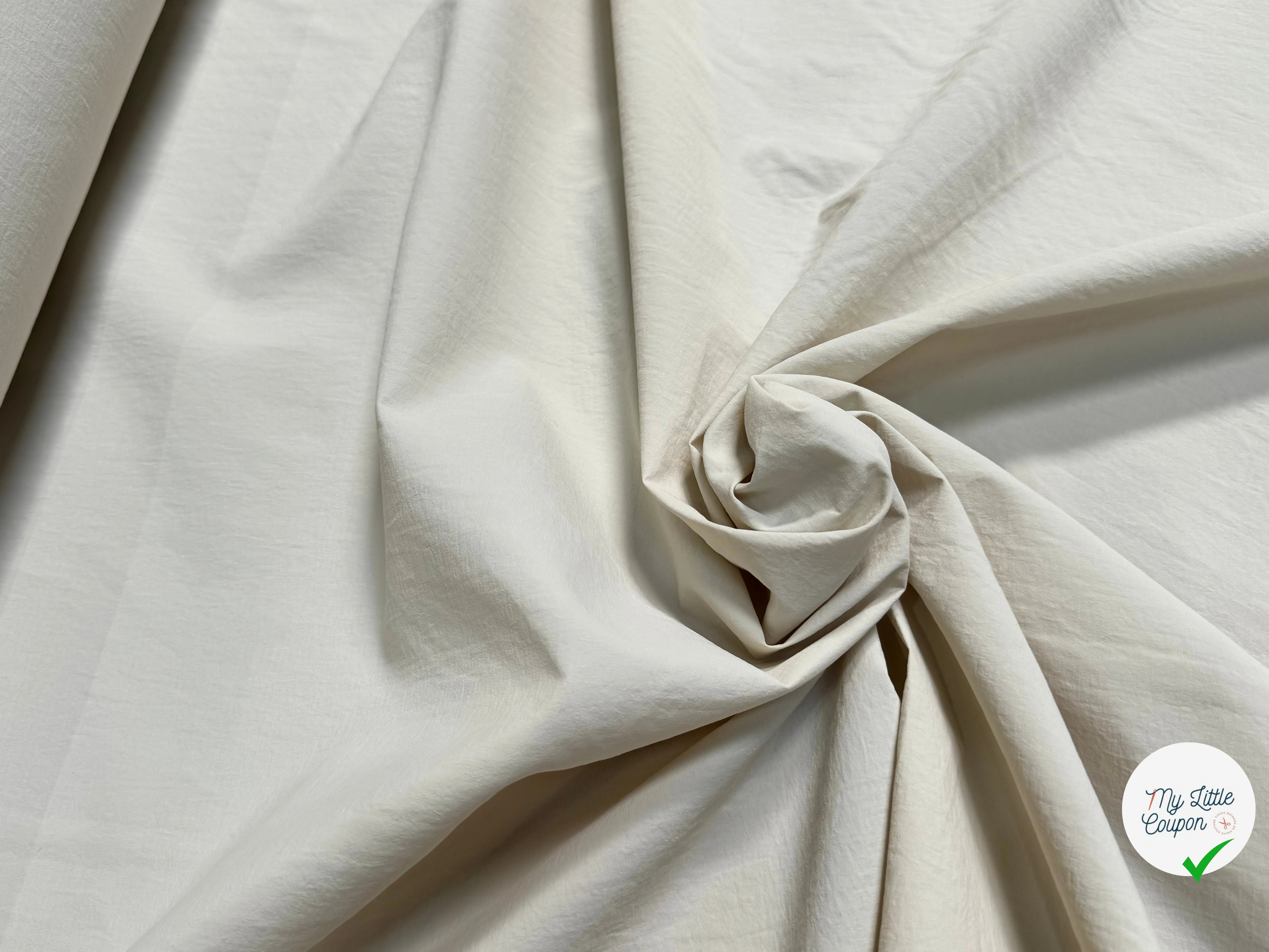 TOILE POLYAMIDE FAÇON CREPE ÉCRU BELLE TENUE - My Little Coupon