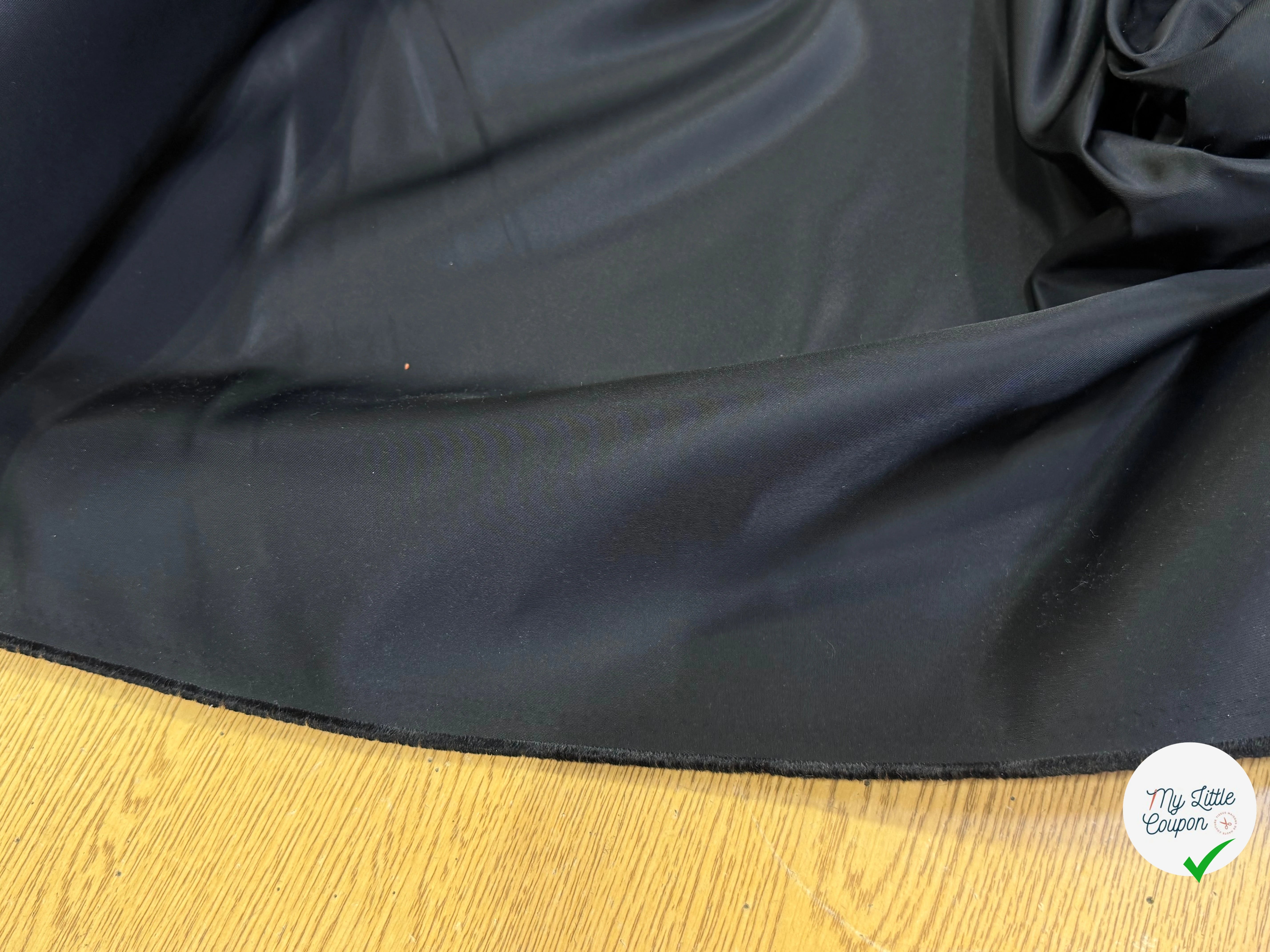 TOILE SATIN LOURD NOIR CRAQUANTE - My Little Coupon