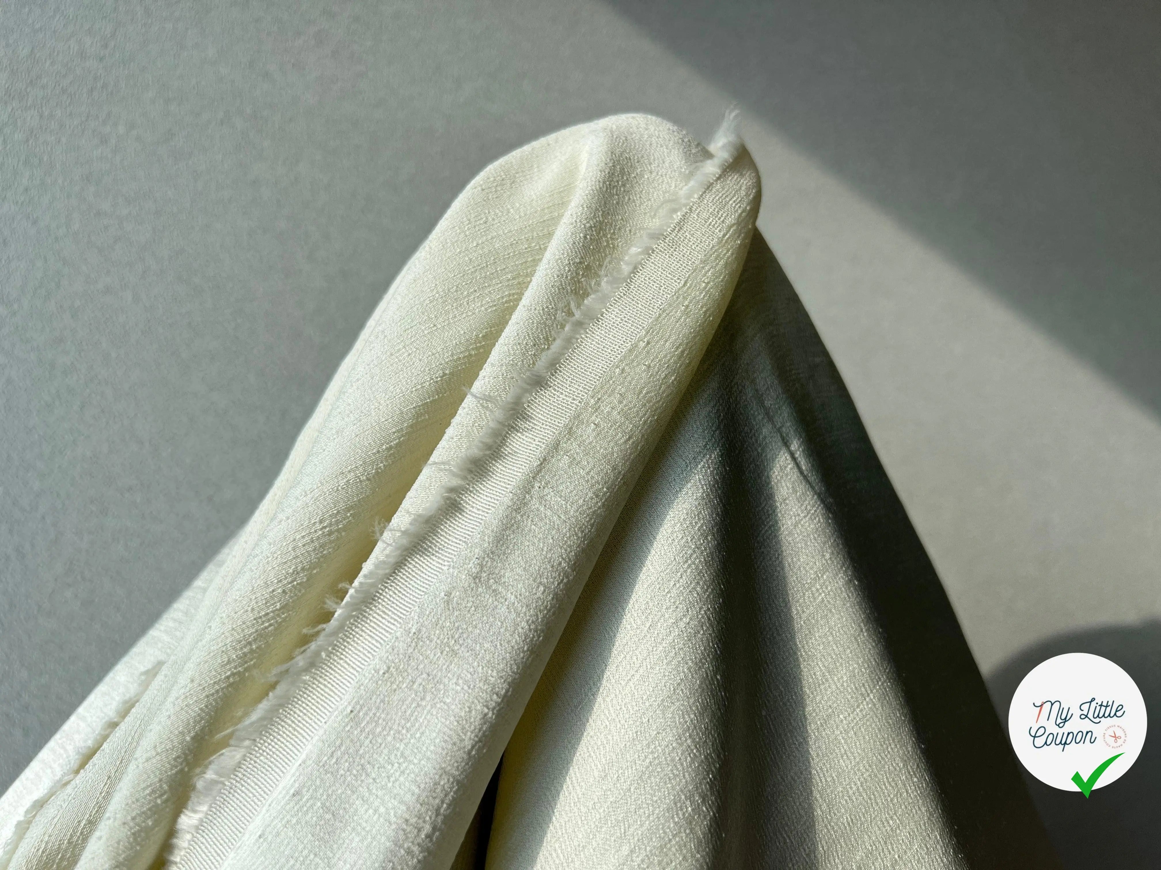 TOILE VISCOSE CRÈME MI PEAU D'ANGE / MI SHANTUNG - My Little Coupon - tissu - coudre