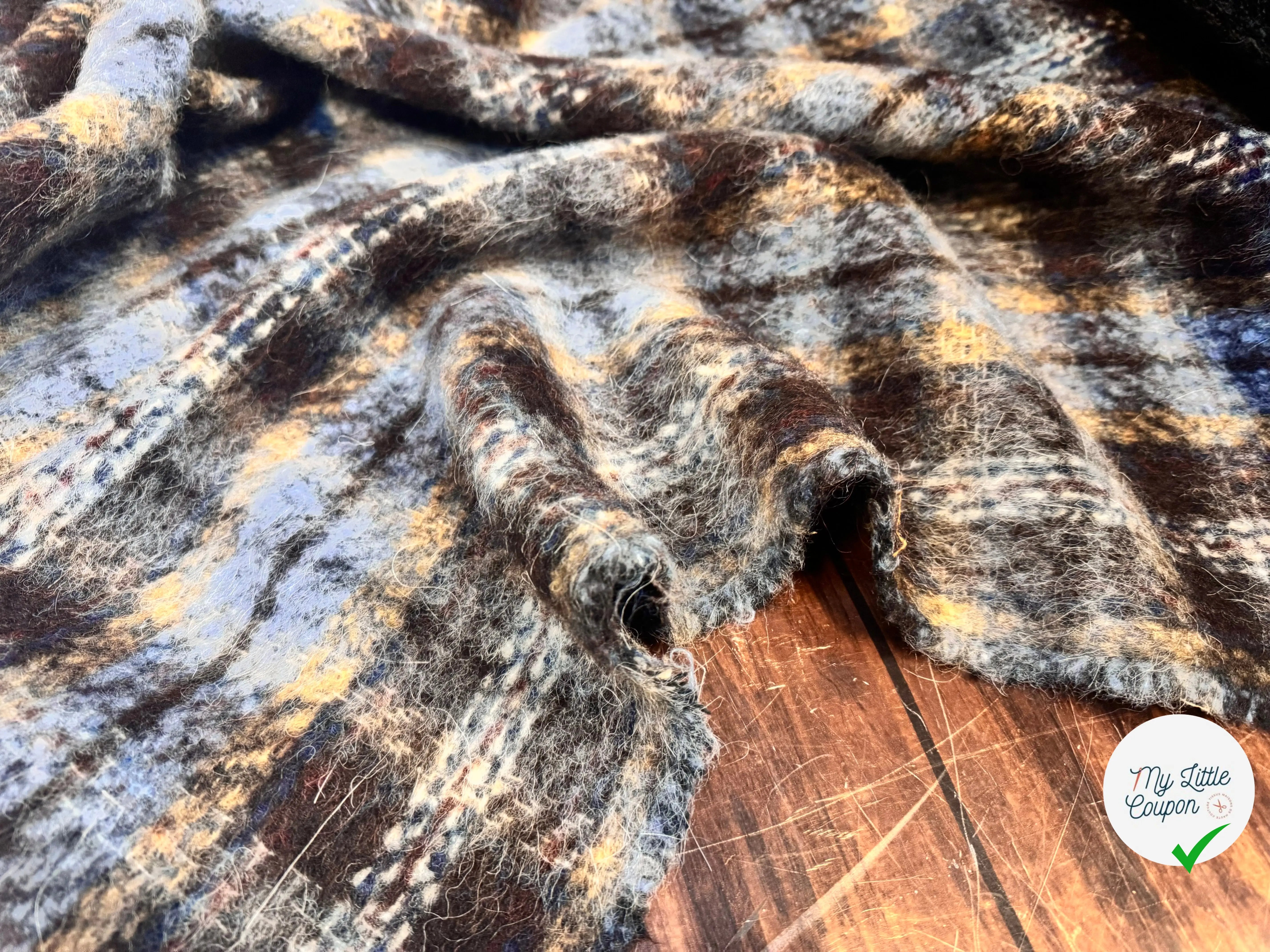 TWEED BOUCLETTE CARREAUX - My Little Coupon