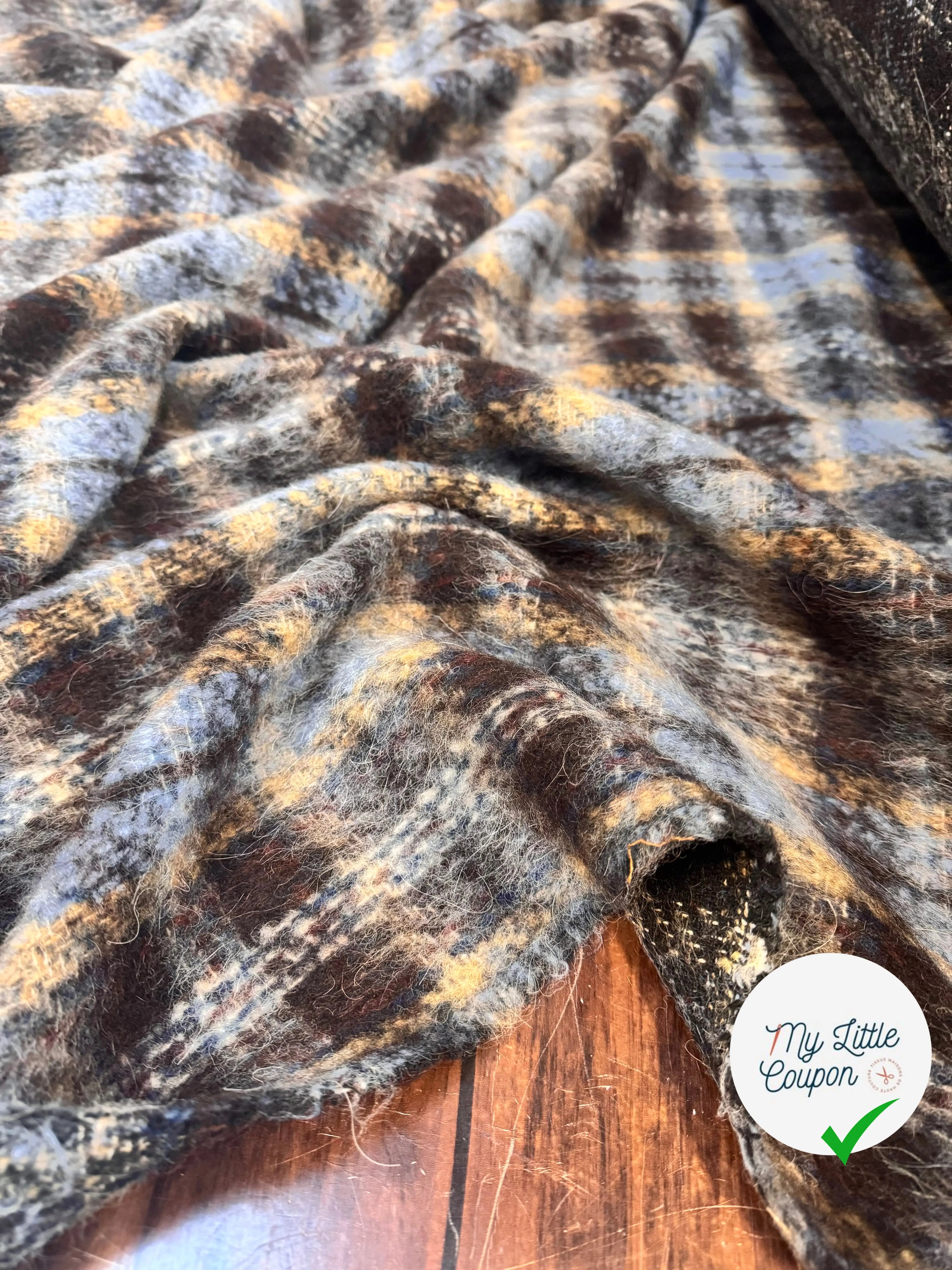 TWEED BOUCLETTE CARREAUX - My Little Coupon
