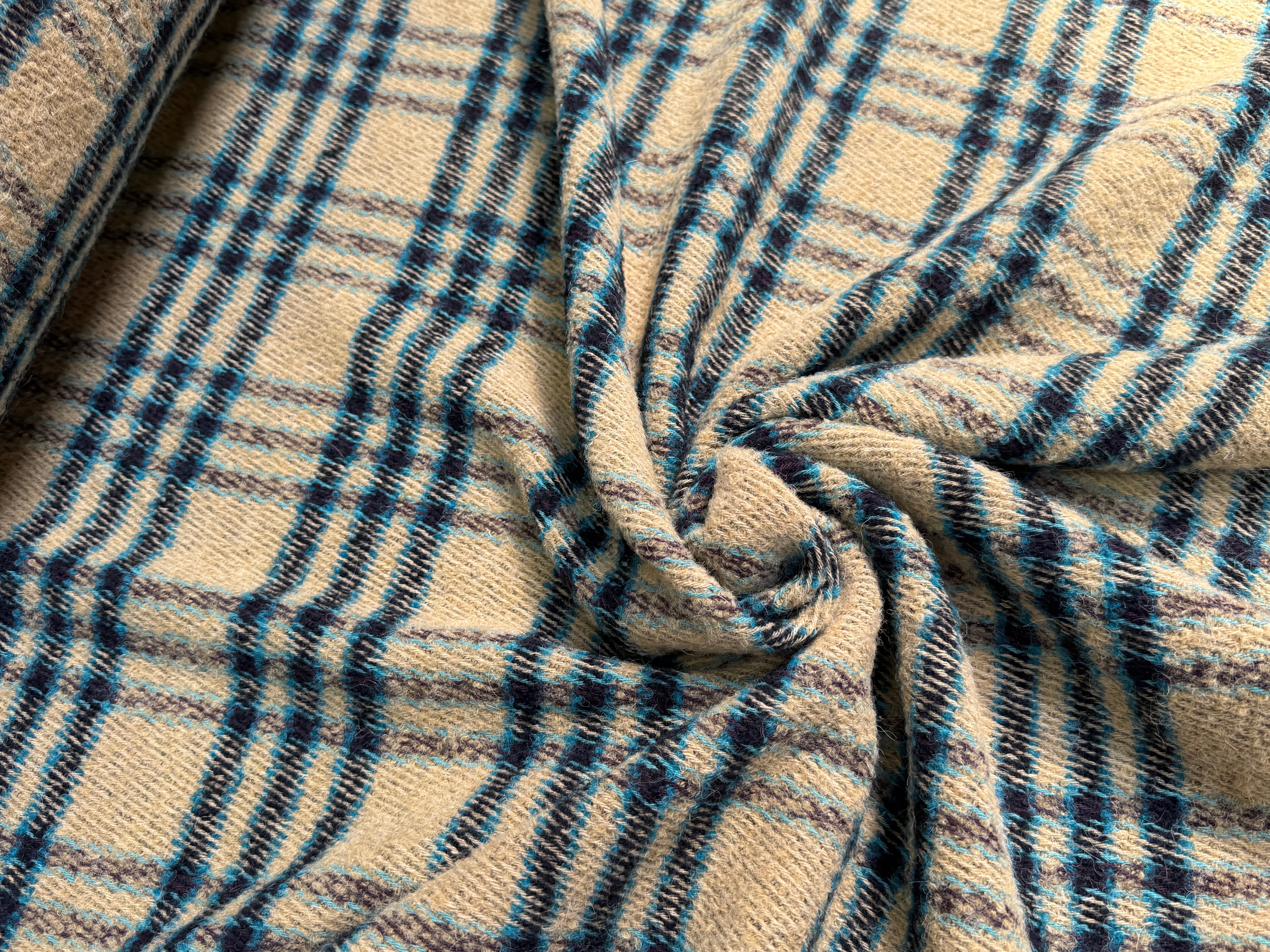 TWEED BOUCLETTE POLYLAINE SERGÉ 10% LAINE ALPAGA BEIGE - My Little Coupon