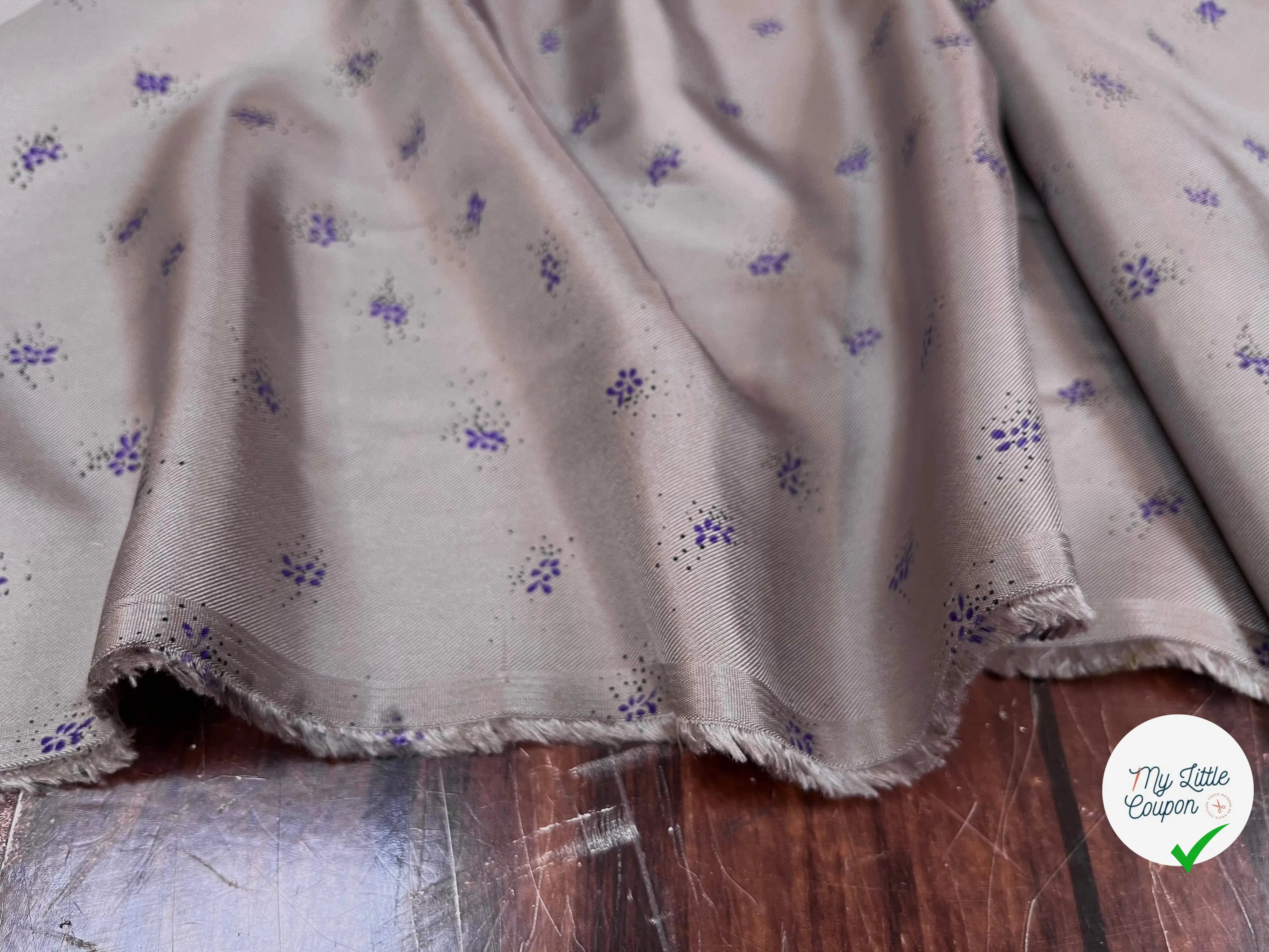TWILL DE SOIE FOND GRIS IMPRIMÉ FLEURS - My Little Coupon