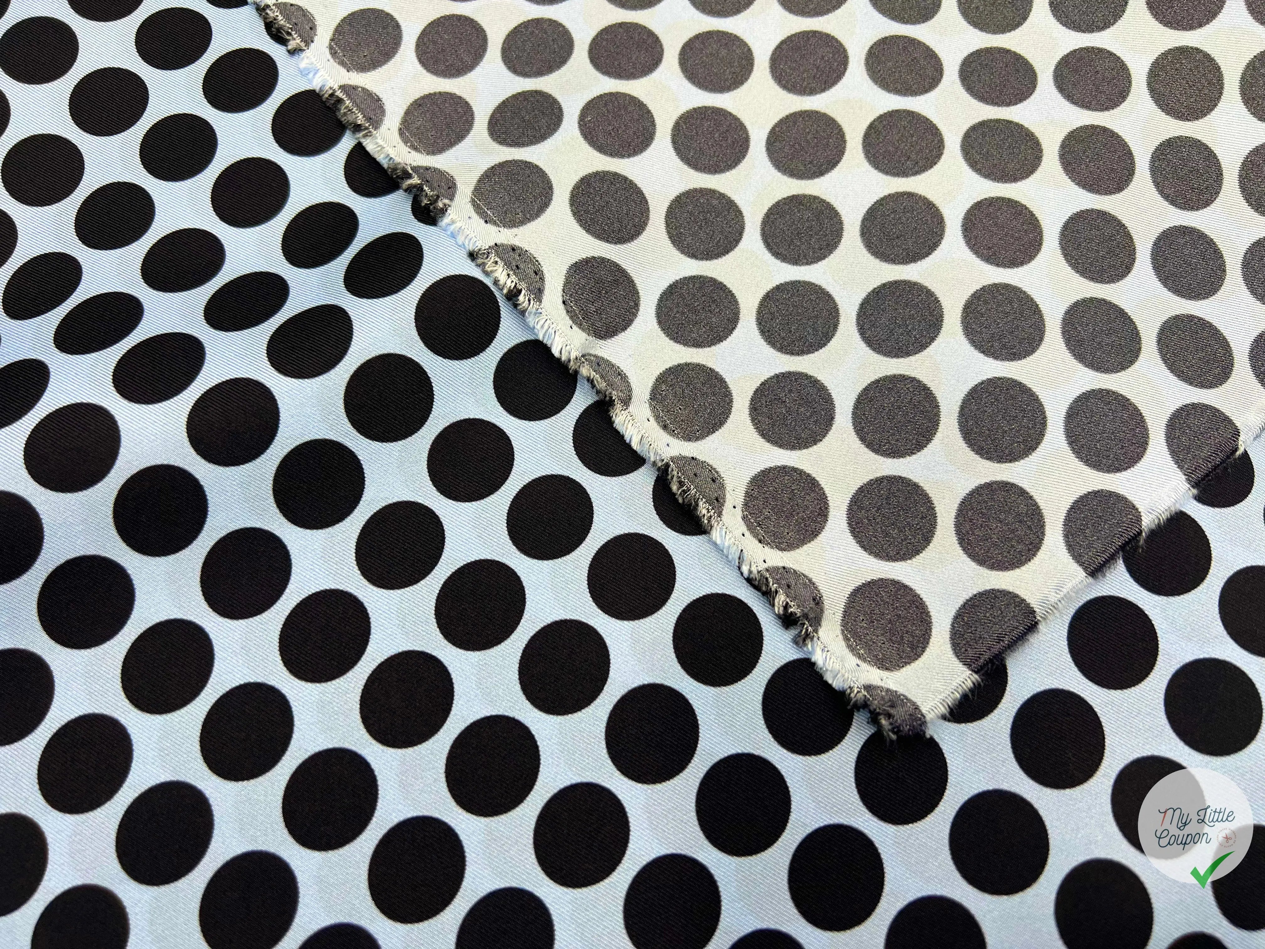 TWILL DE SOIE POIS NOIR FOND BLEU CIEL - coupon de tissu de 3 mètres - My Little Coupon - tissu - coudre