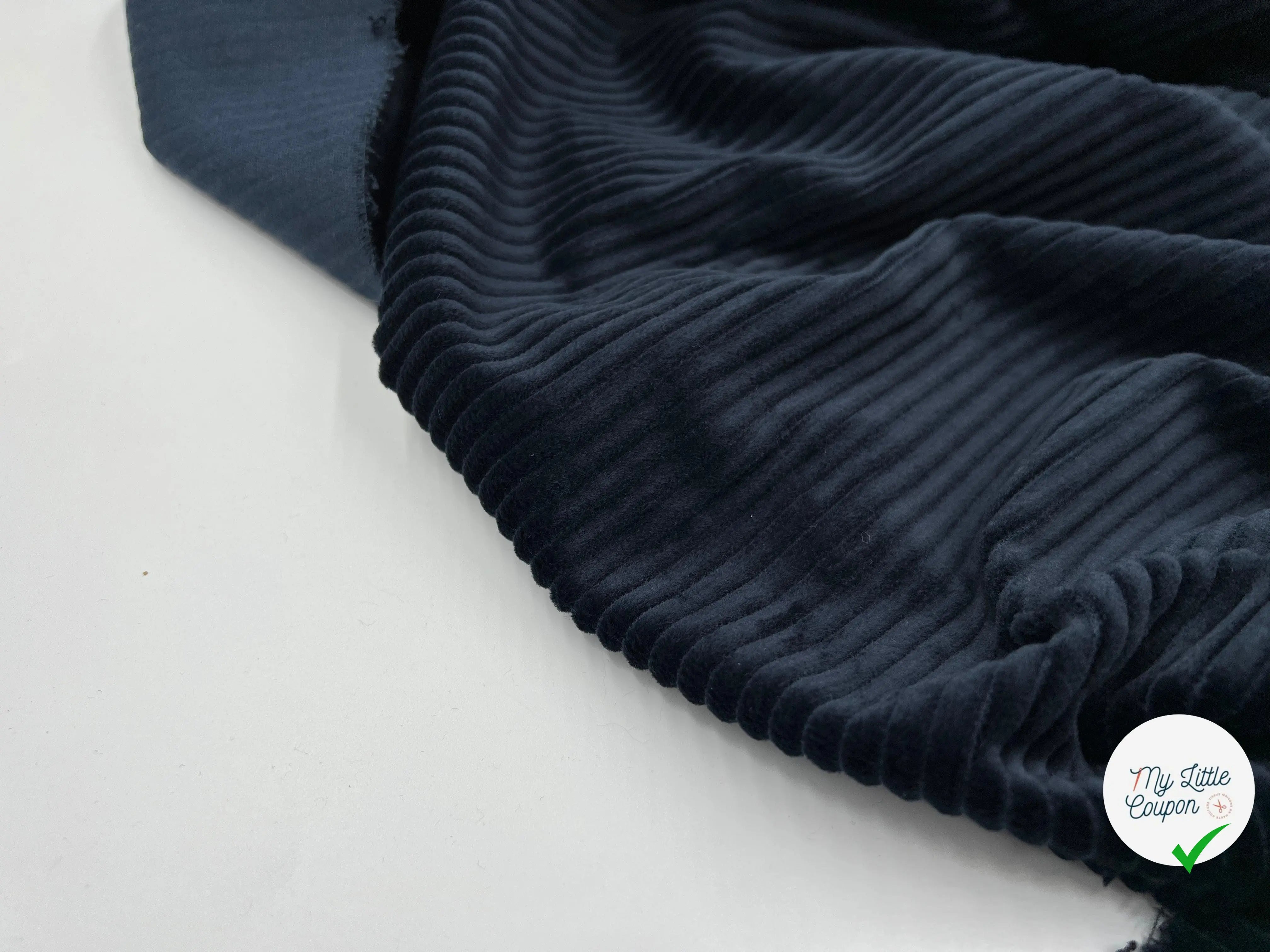 VELOURS CABLE BLEU NUIT - My Little Coupon - tissu - coudre