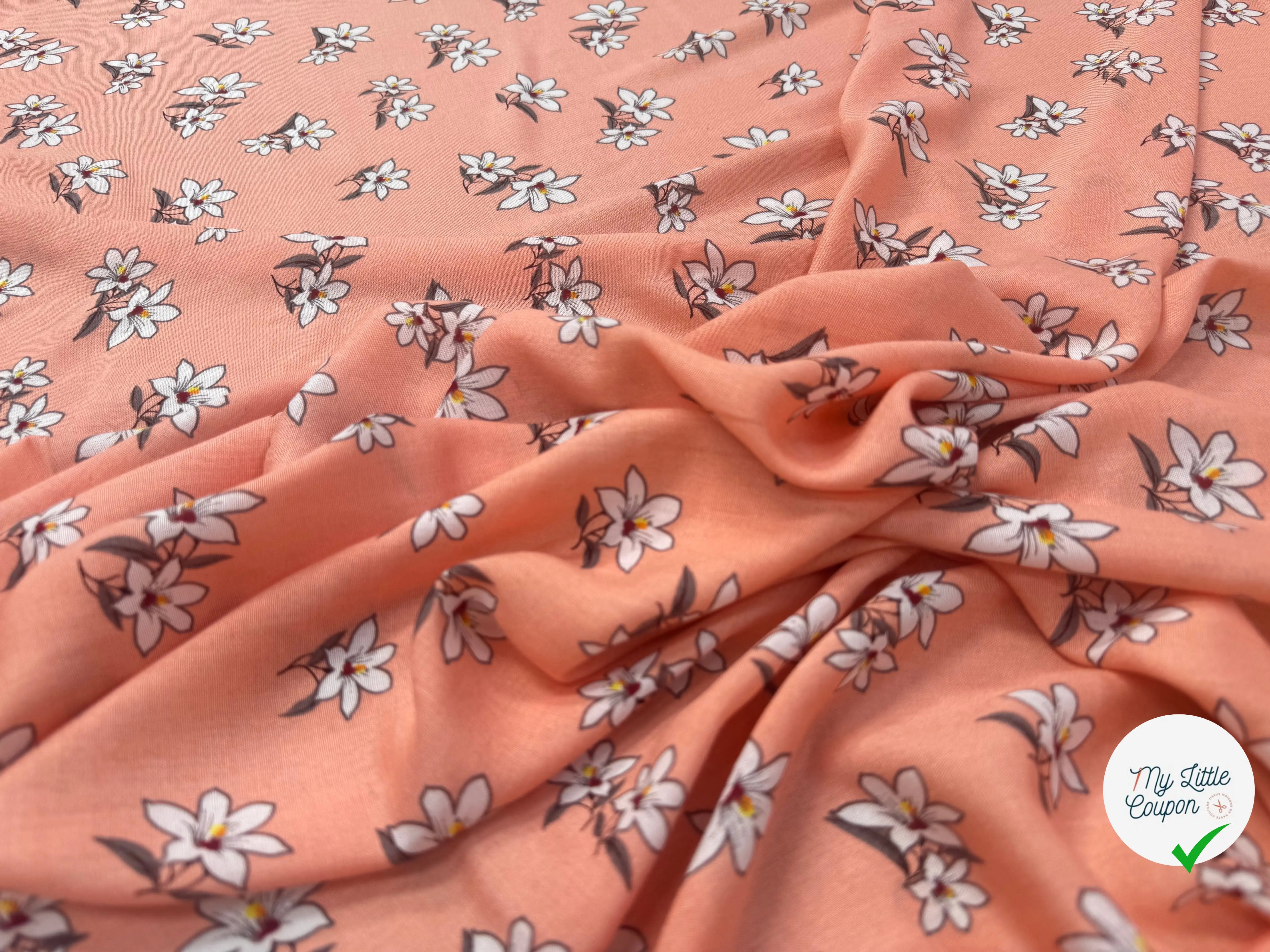 VISCOSE À MOTIF D'HIBISCUS À FOND PÊCHE - My Little Coupon
