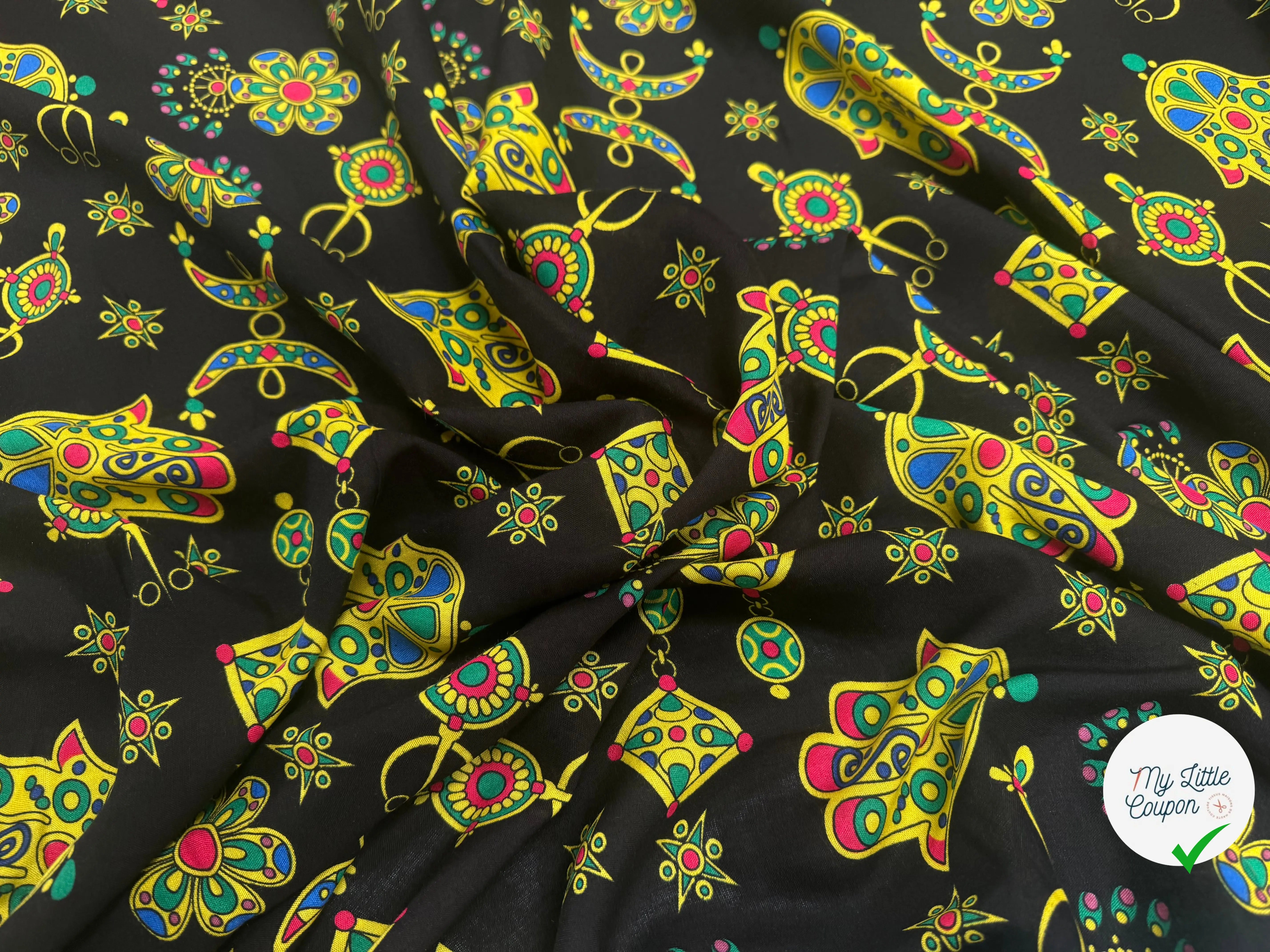 VISCOSE ARLEQUIN AVEC MOTIFS MAINS FOND NOIR - My Little Coupon