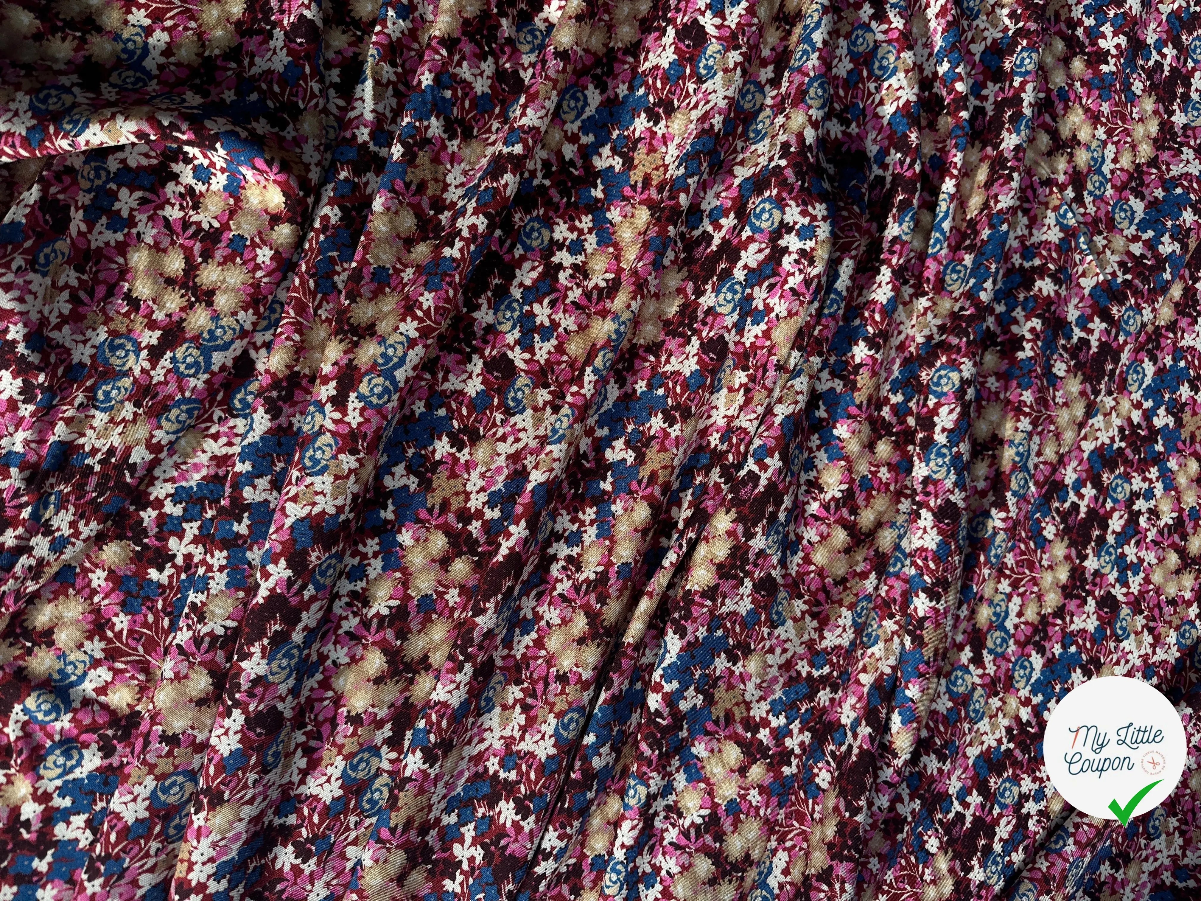 VISCOSE DE FLEURS TENDANCE ROSE MAIS SOBRE MLC INTERN