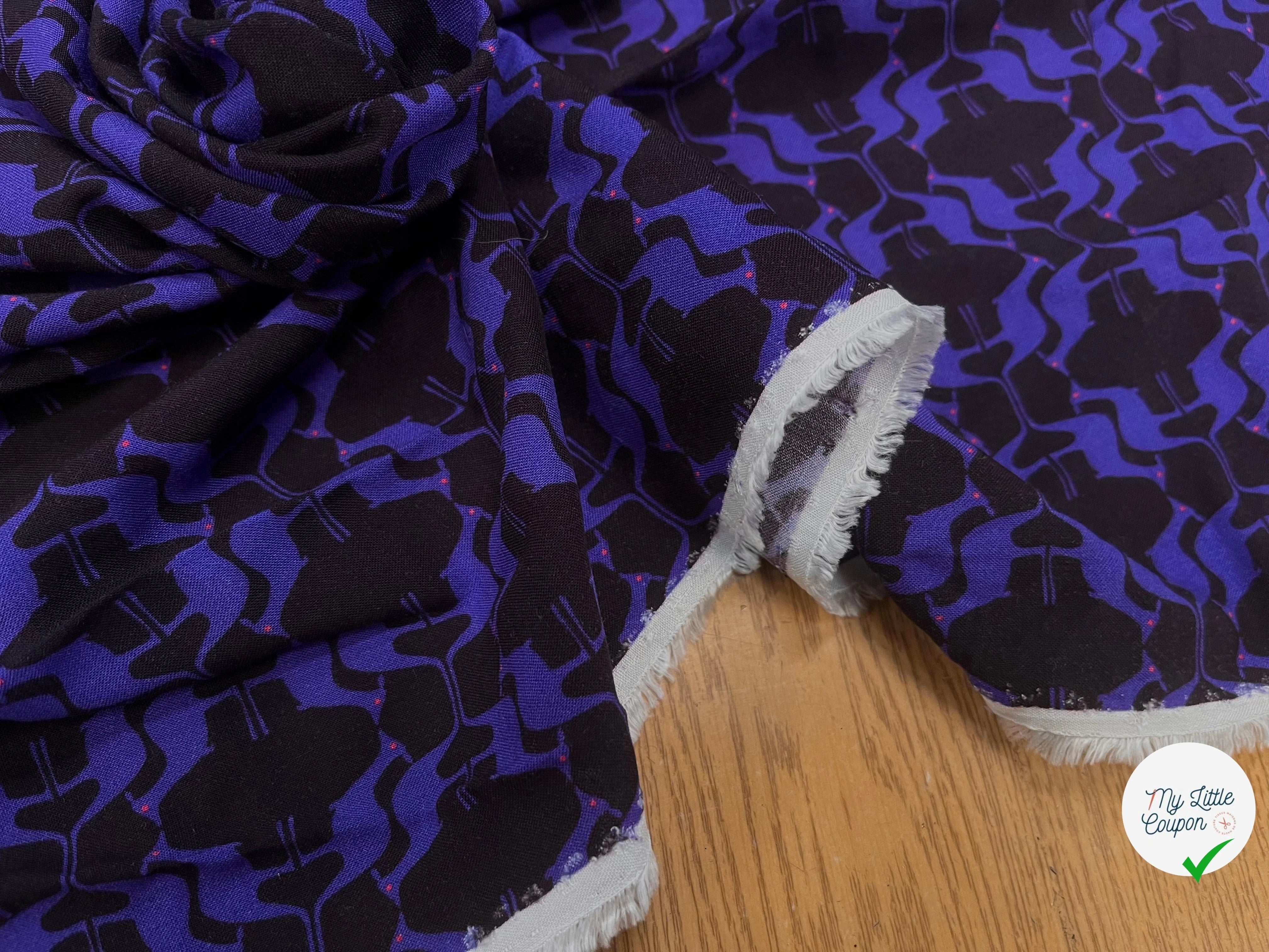 VISCOSE DOUCE MOTIF KANGOUROU BLEU FOND NOIR - My Little Coupon