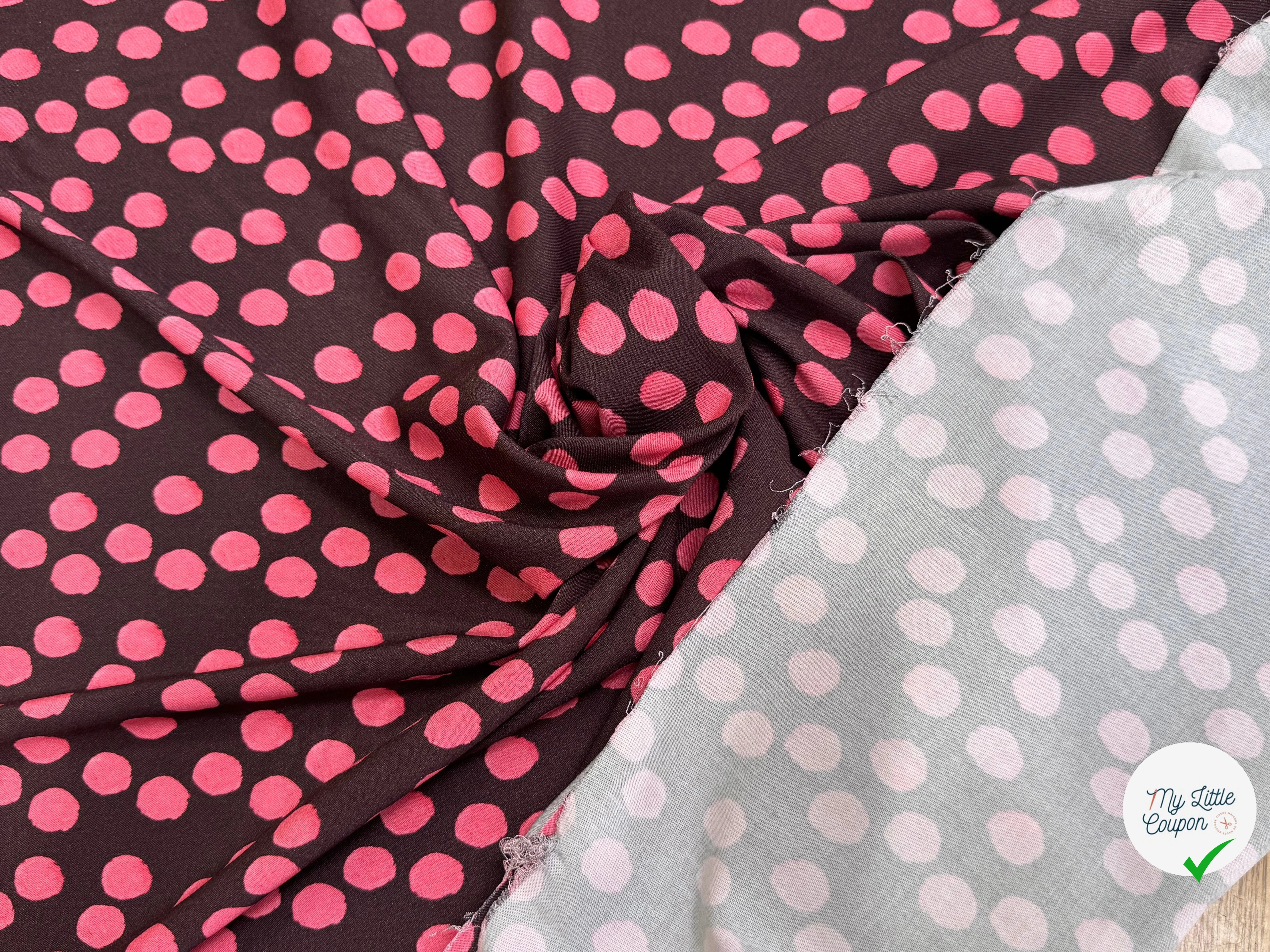 VISCOSE ÉLASTHANNE IMPRIMÉ POIS ROSES FOND MARRON - My Little Coupon