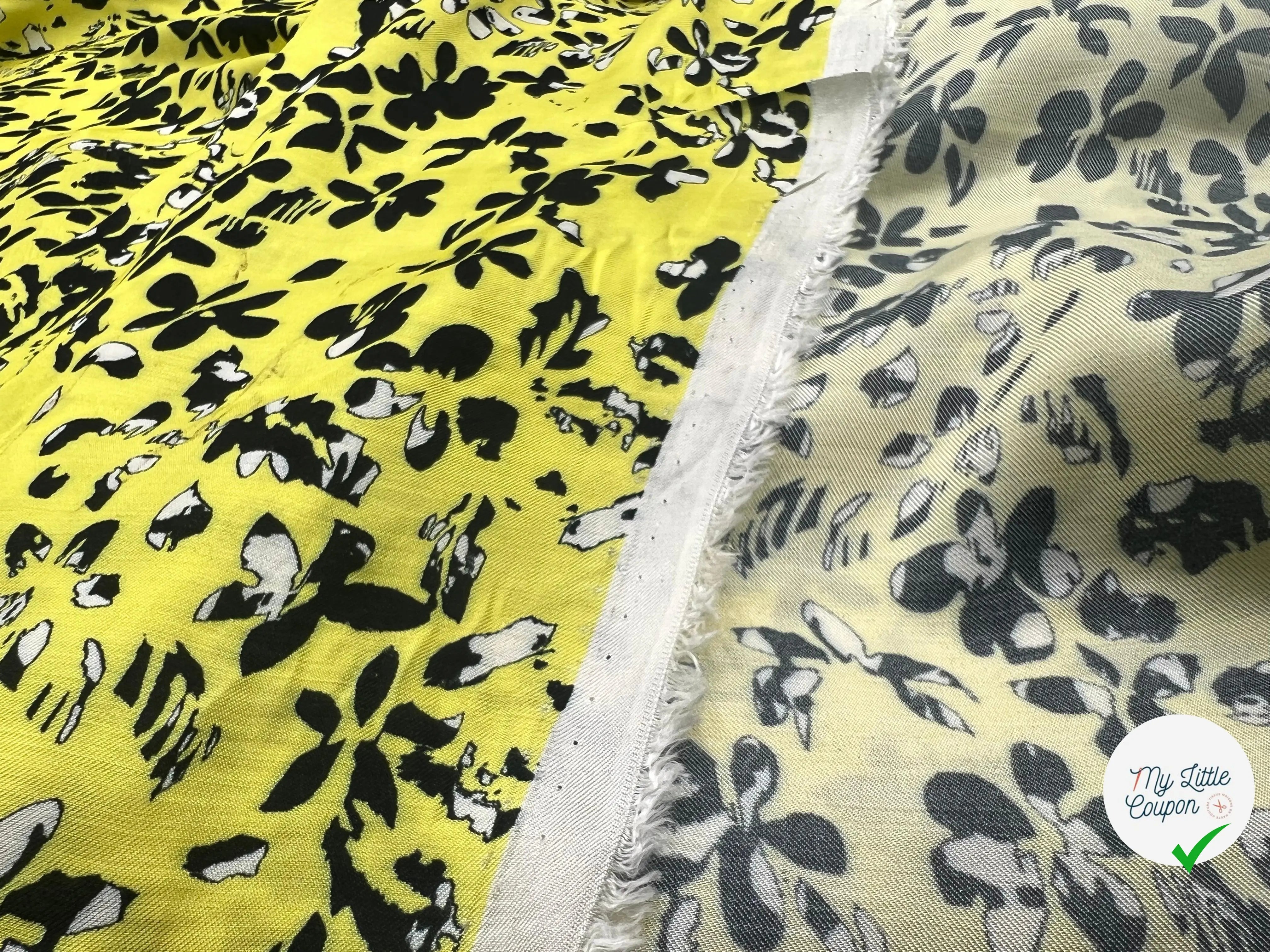 VISCOSE FINEMENT SERGÉE FLORALIE JAUNE ET NOIR - My Little Coupon - tissu - coudre