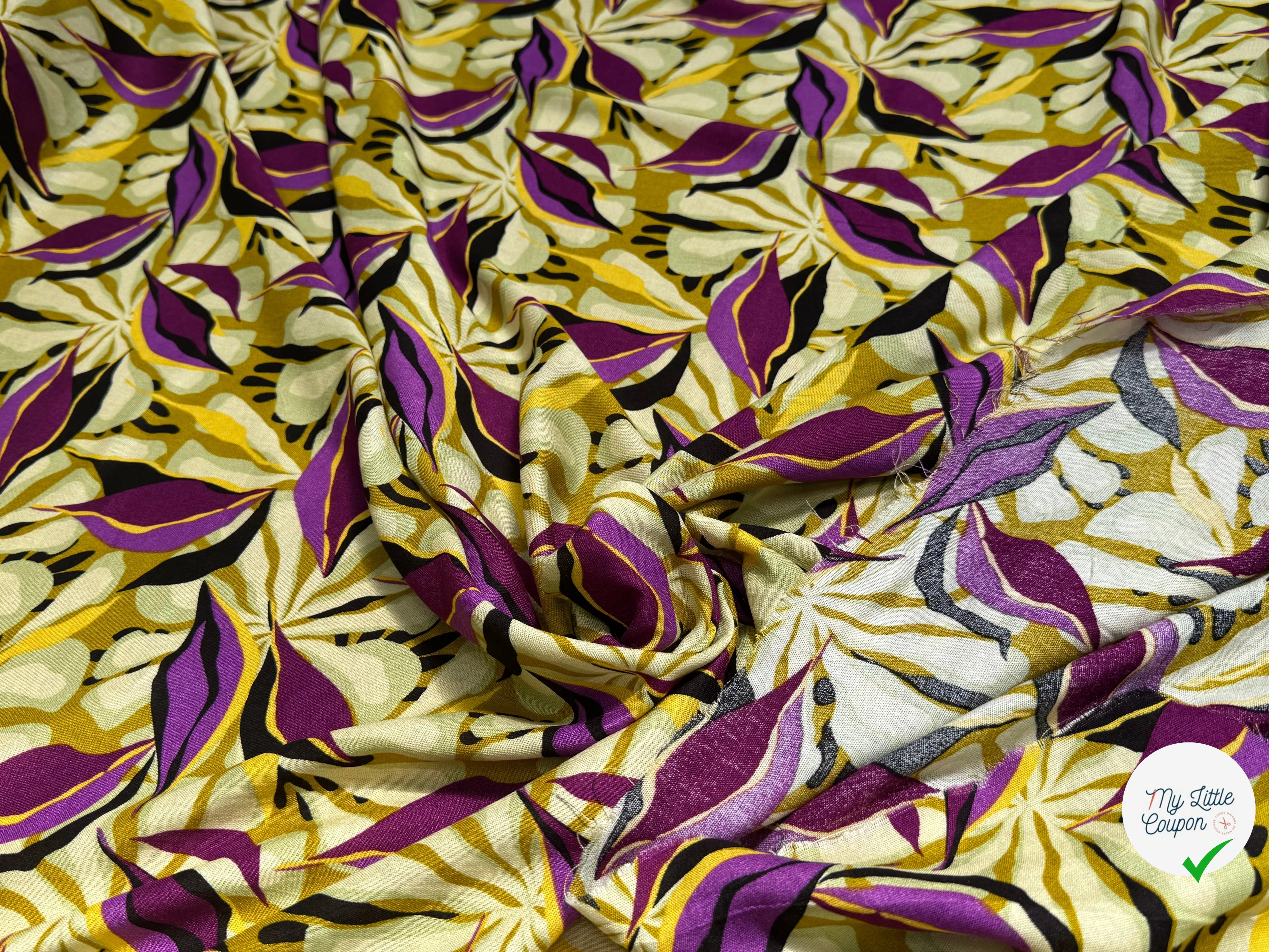 VISCOSE FLUIDE MOTIFS FEUILLAGES VIOLET NOIR - My Little Coupon