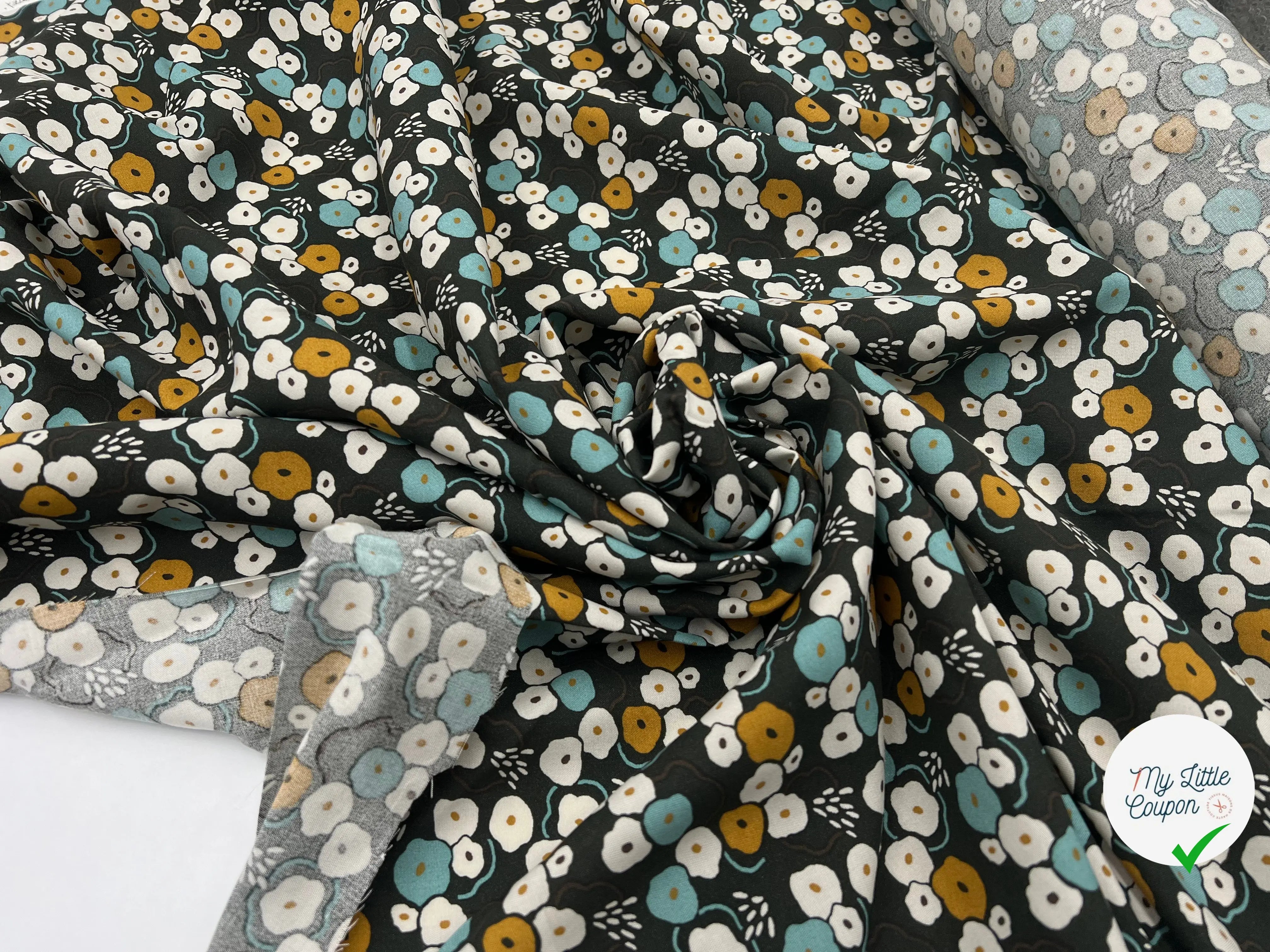 VISCOSE IMPRIMÉE PARTERRE DE FLEURS FOND NOIR - My Little Coupon - tissu - coudre
