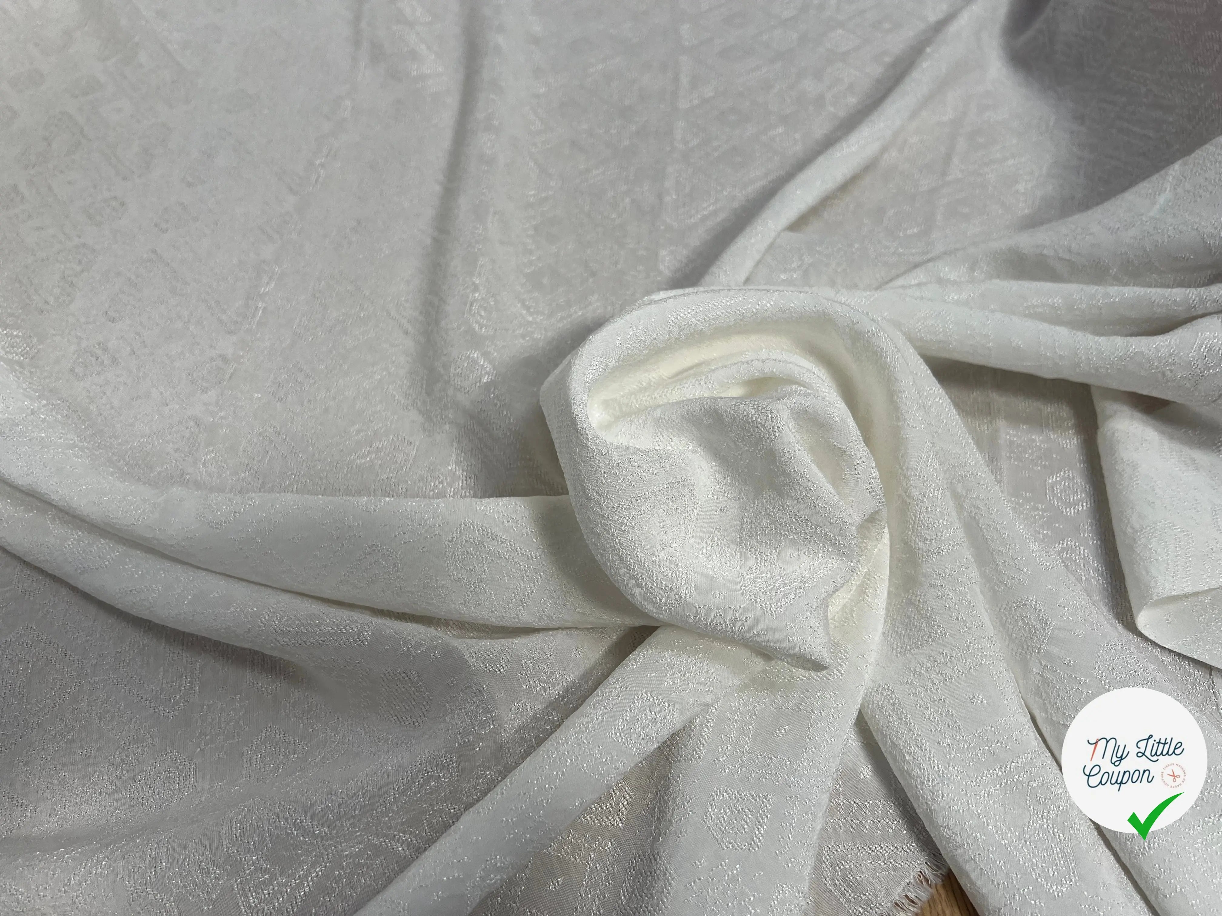 VISCOSE JACQUARD BLANC MOTIFS TONS SUR TONS BRILLANTS - My Little Coupon