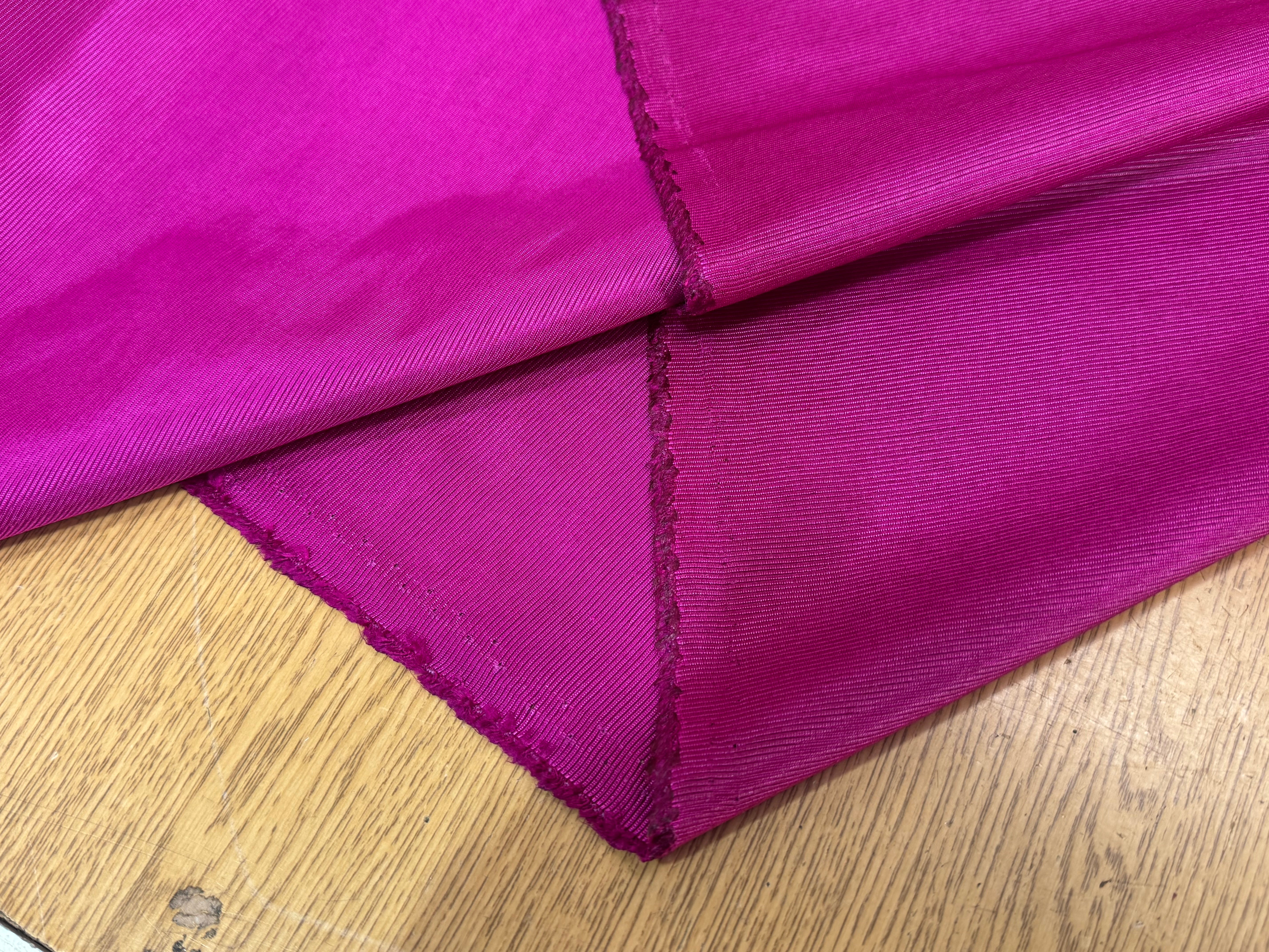 VISCOSE OTTOMAN TRAITEMENT TÉFLON ROSE FUSHIA - My Little Coupon