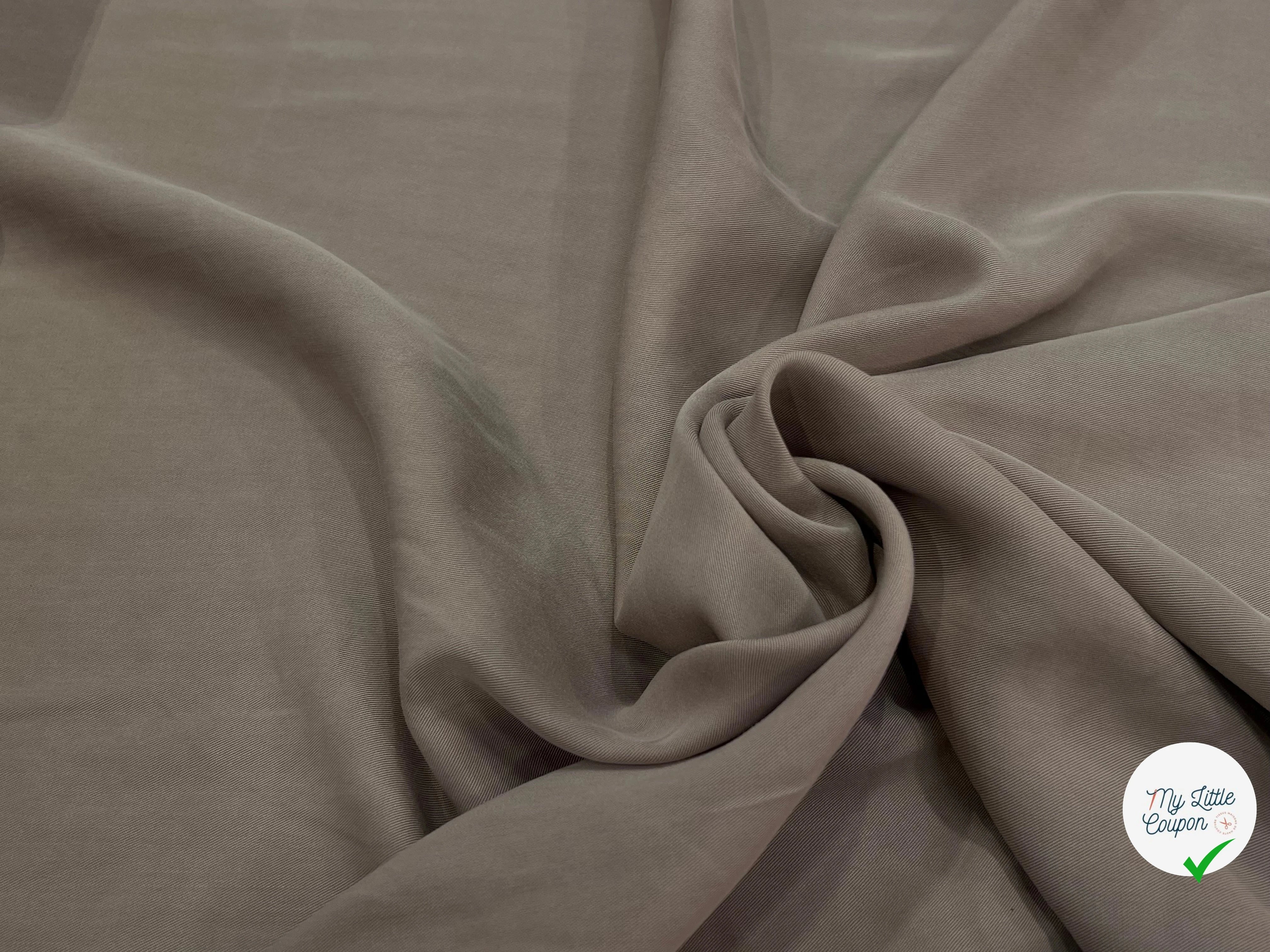 VISCOSE PEAU DE PECHE FLUIDE BEIGE FONCÉ - My Little Coupon
