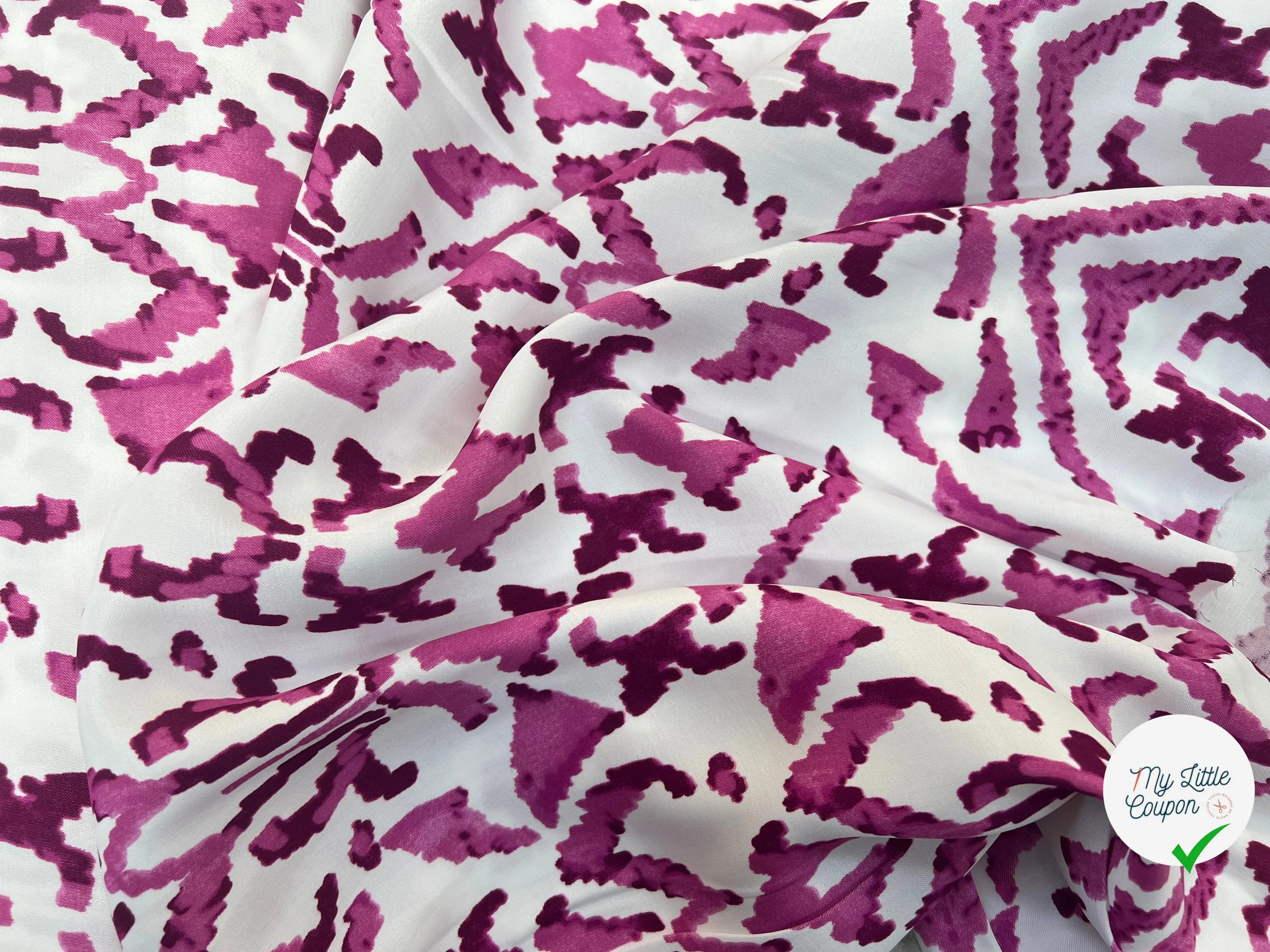 VISCOSE SATIN TISSU IMPRIMÉ TACHES FUCHSIA - My Little Coupon
