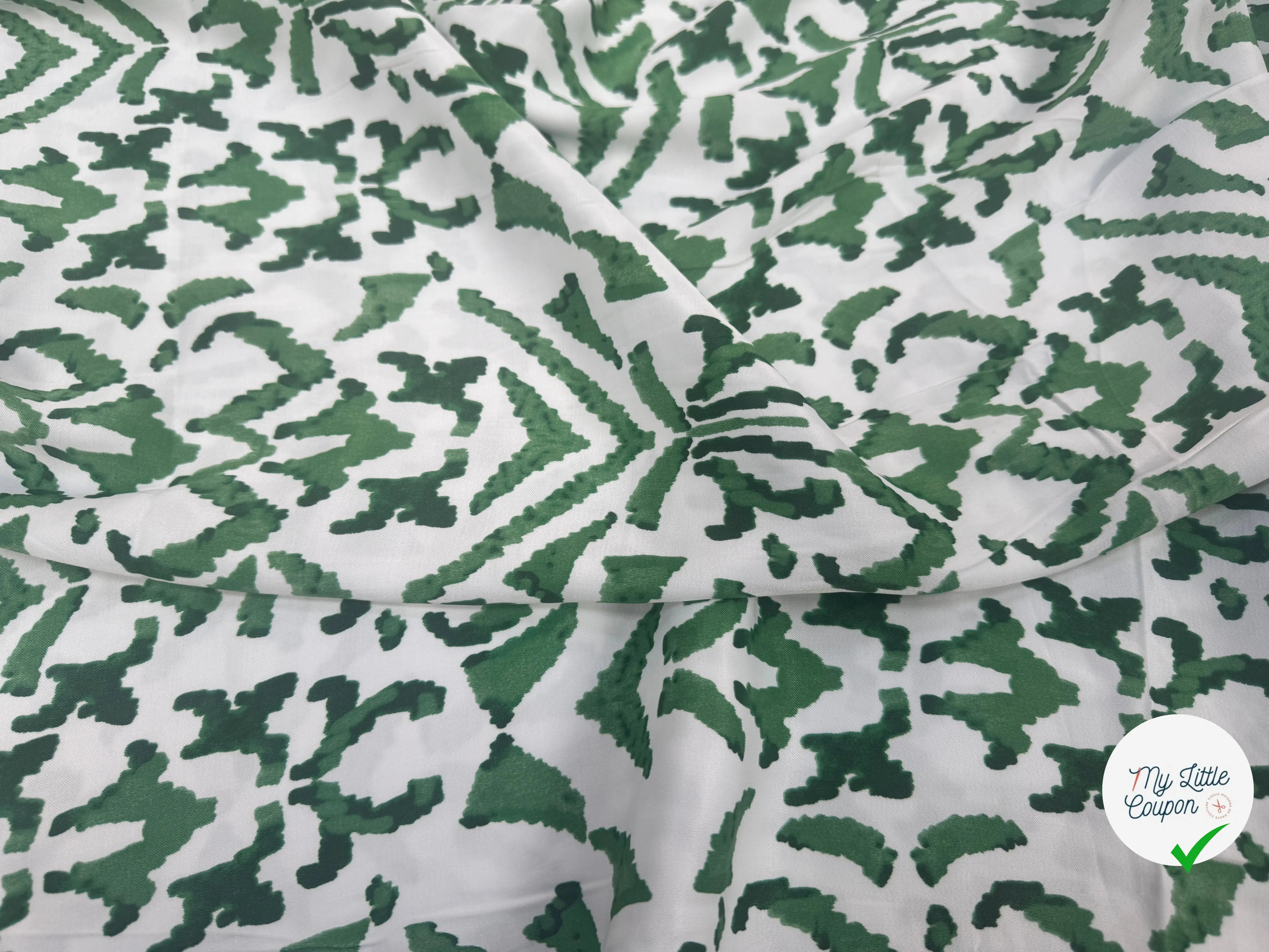 VISCOSE SATIN TISSU IMPRIMÉ TACHES VERT - My Little Coupon