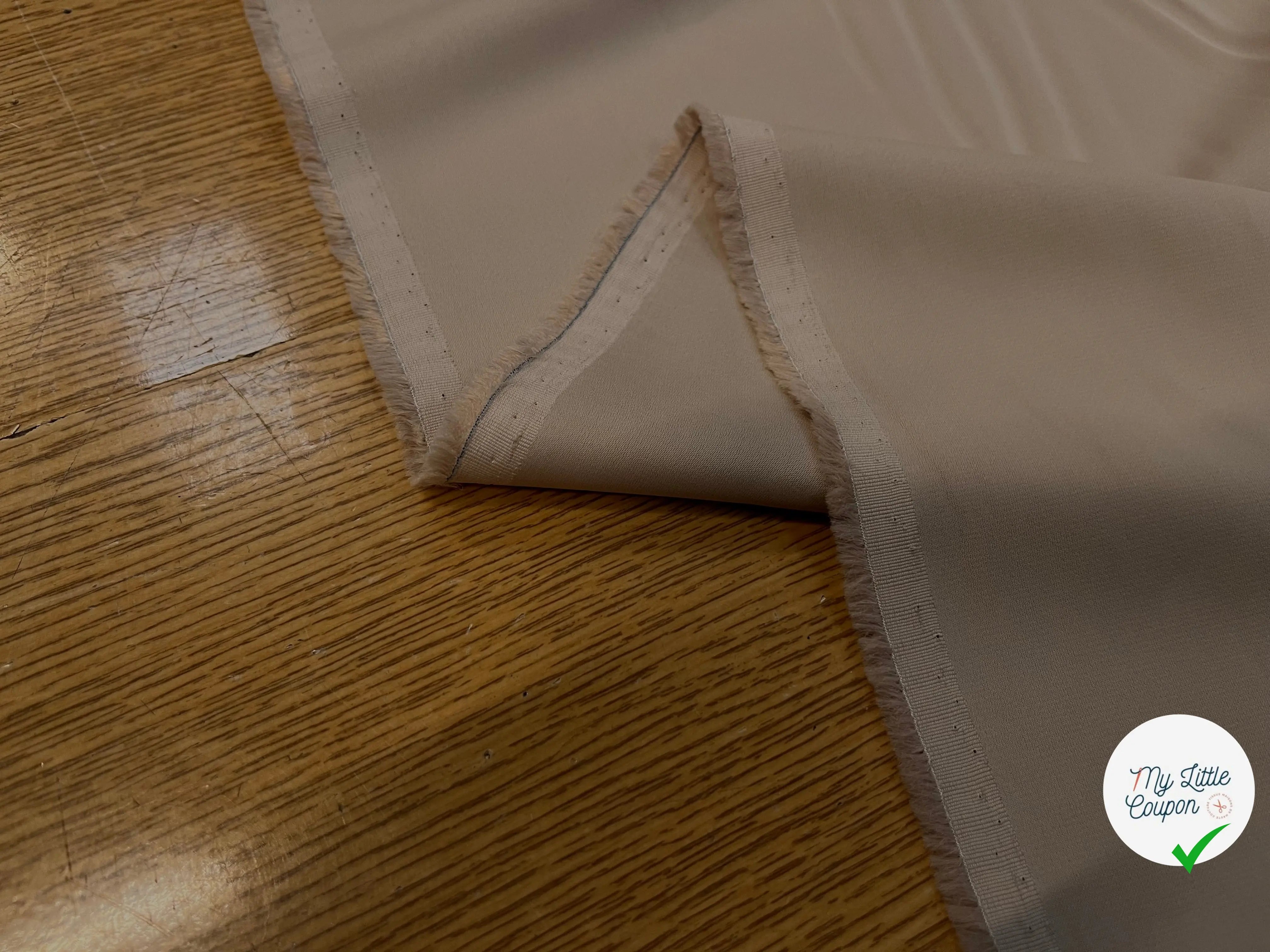 VISCOSE SATINÉE STRETCH ULTRA DOUX UNI SABLE - My Little Coupon