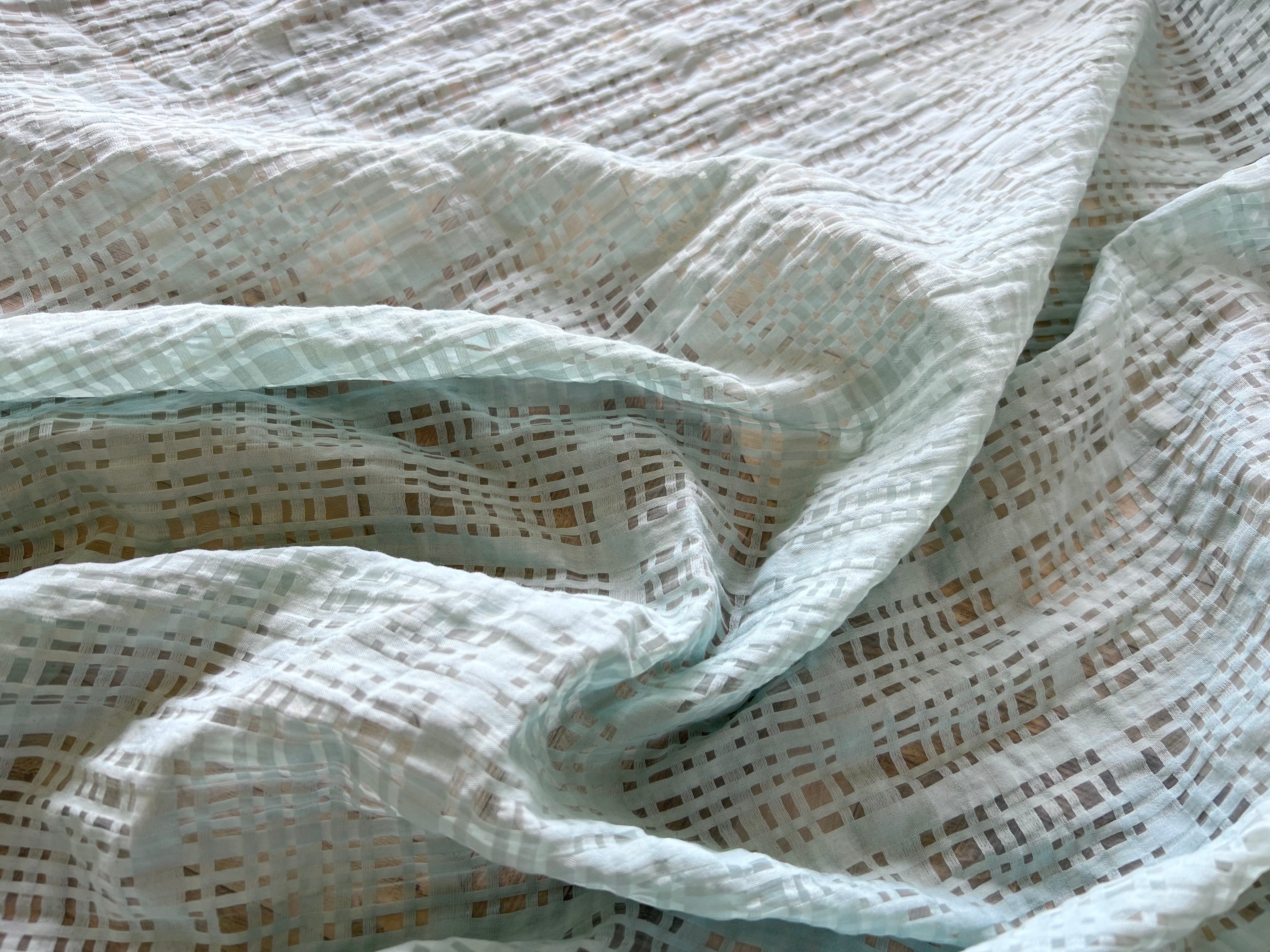 VOILE À PETIT CARREAUX TRANSPARENT - My Little Coupon