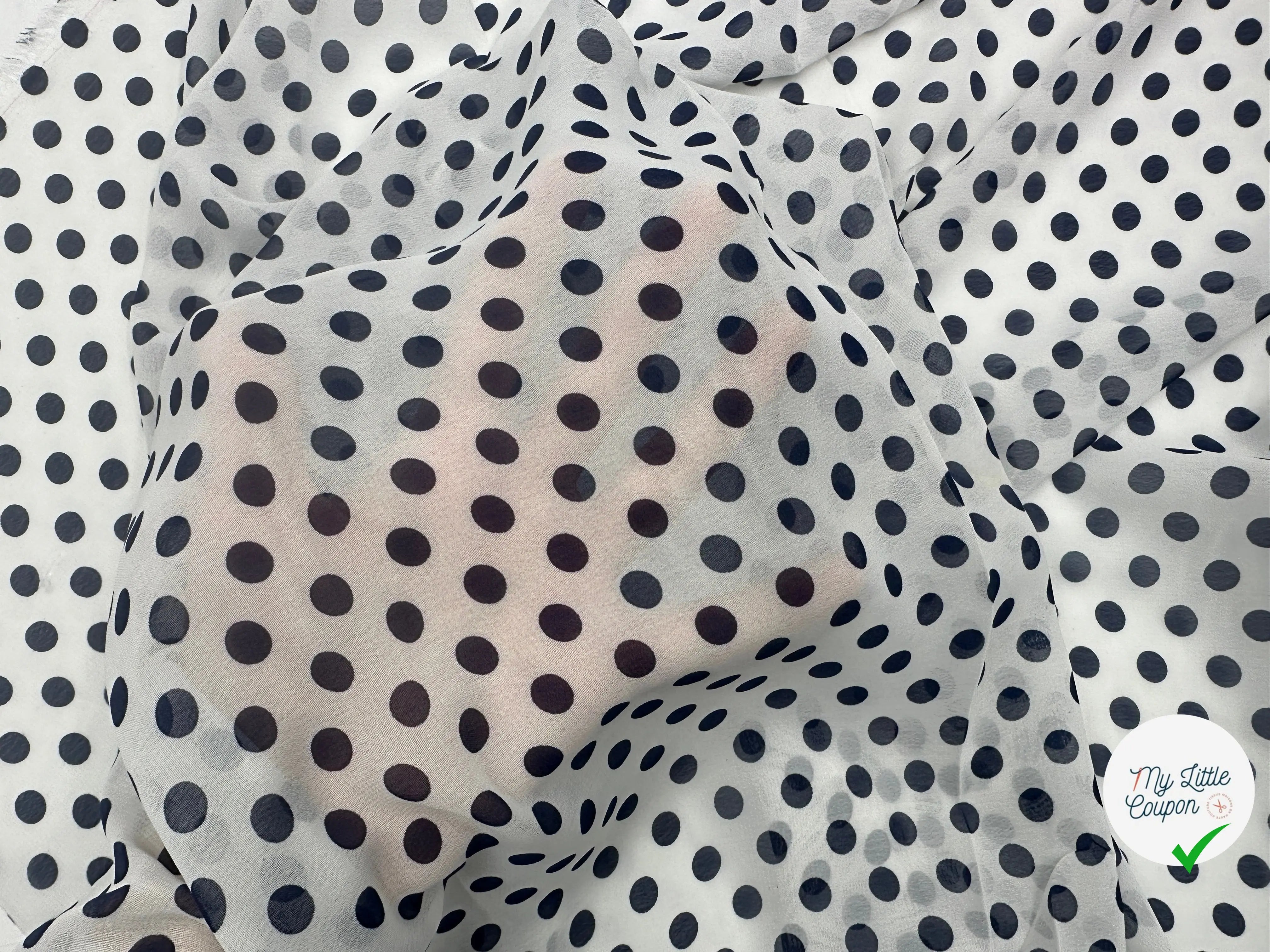 VOILE CHIFFON POIS BLEU SUR BLANC MLC INTERN