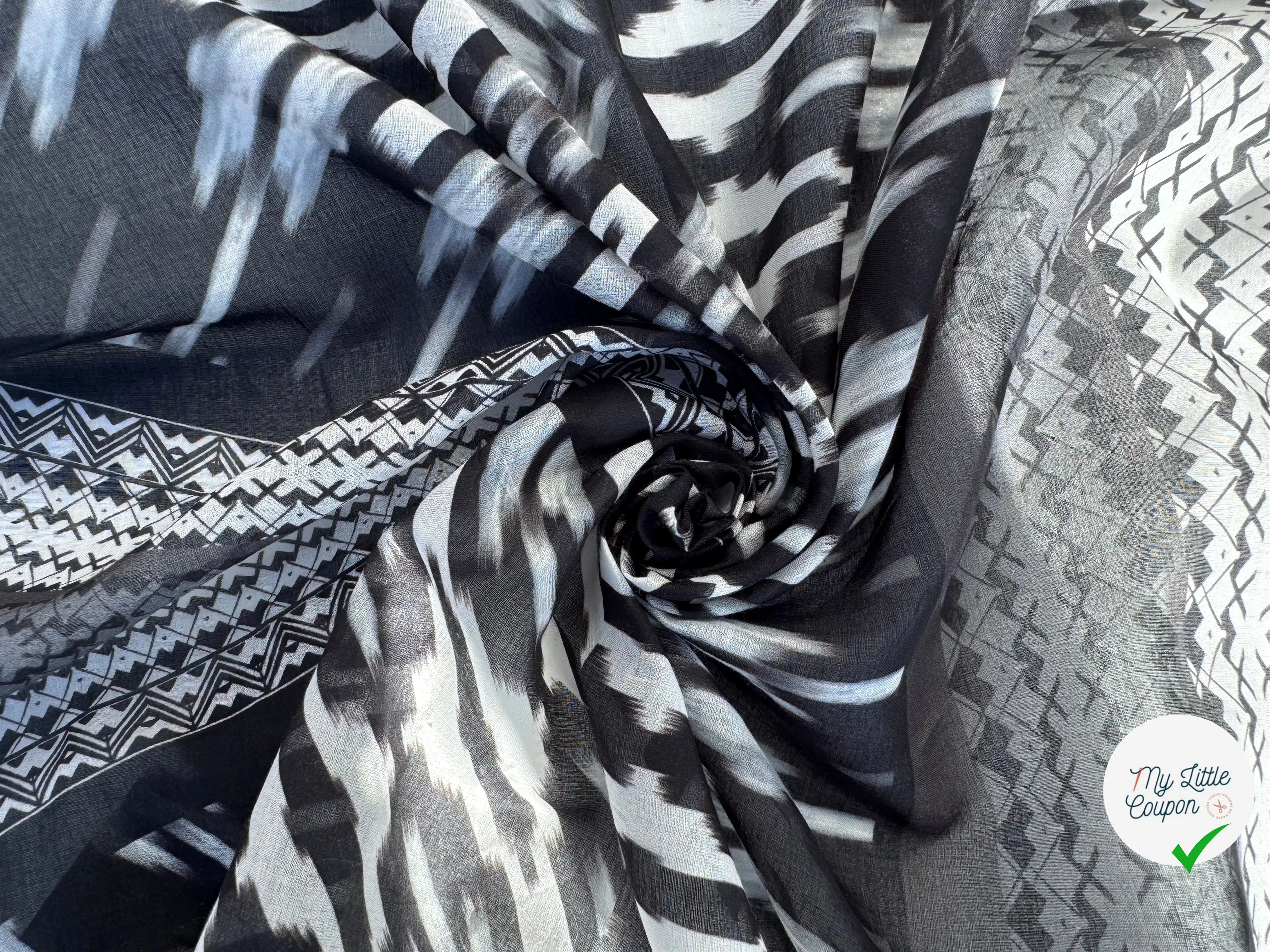 VOILE DE COTON MOTIF TOTEM BLACK, GREY AND WHITE - My Little Coupon