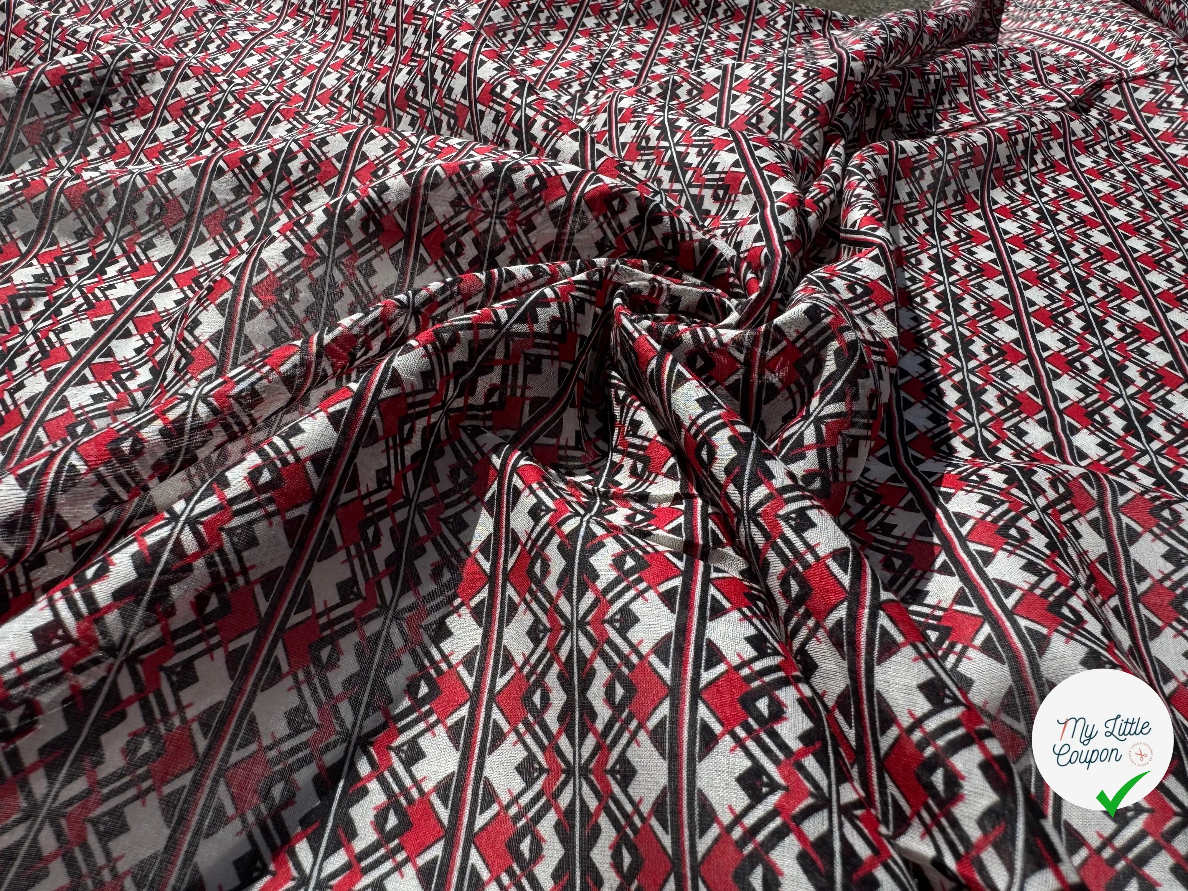 VOILE DE COTON MOTIF TOTEM BLACK, WHITE AND RED - My Little Coupon