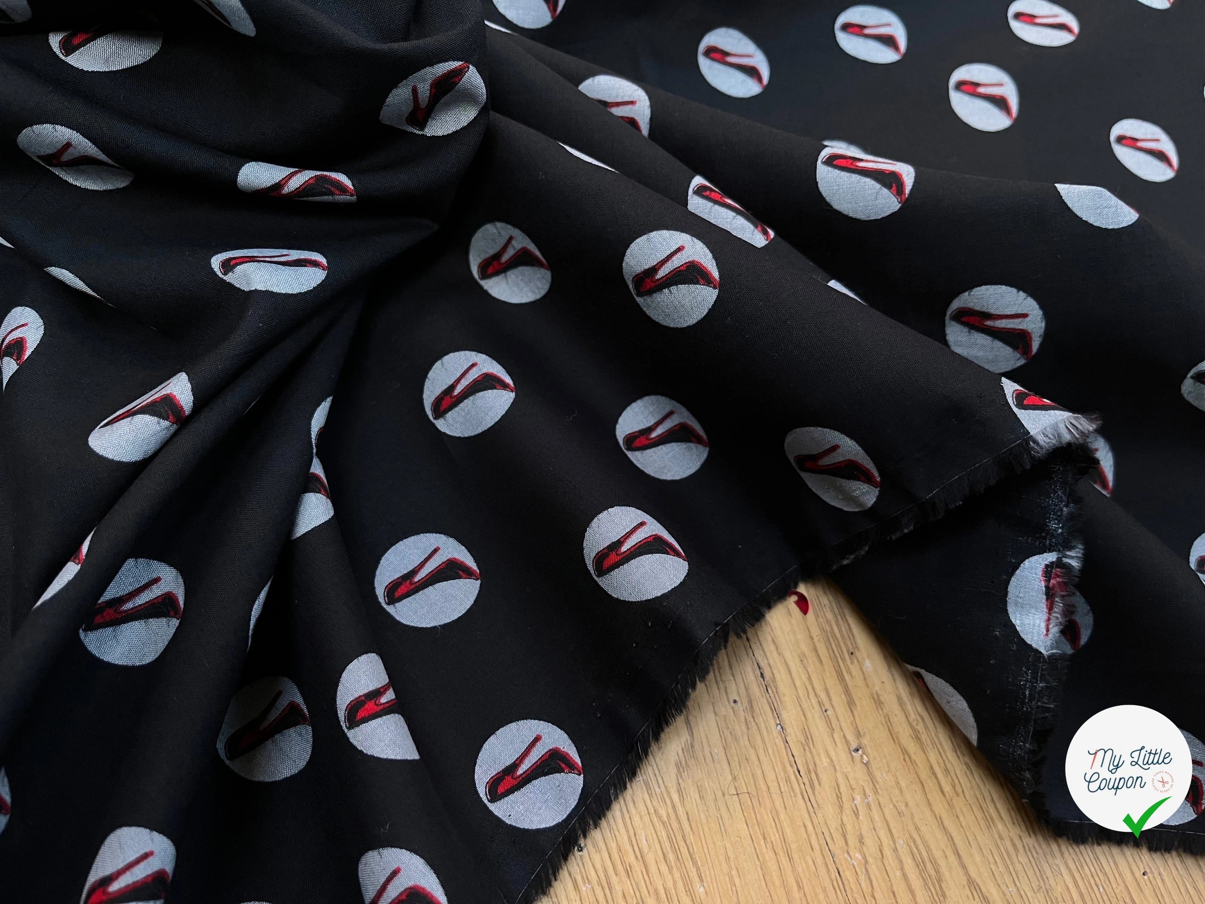 VOILE DE COTON NOIR MOTIF IMPRIMÉS ESCARPINS - My Little Coupon