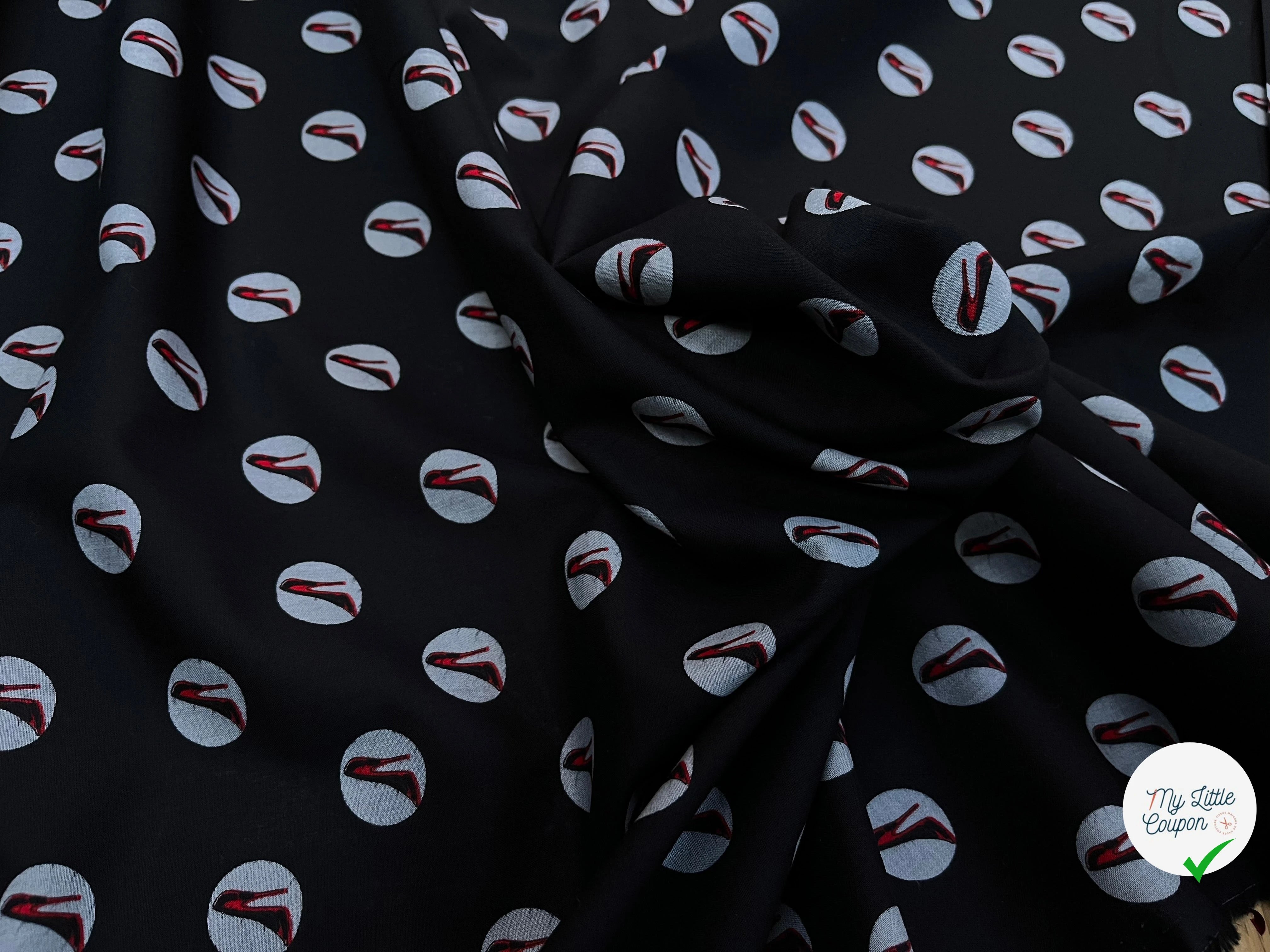 VOILE DE COTON NOIR MOTIF IMPRIMÉS ESCARPINS - My Little Coupon
