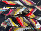 VOILE DE COTON ORIGAMI DE COULEUR FOND NOIR - My Little Coupon
