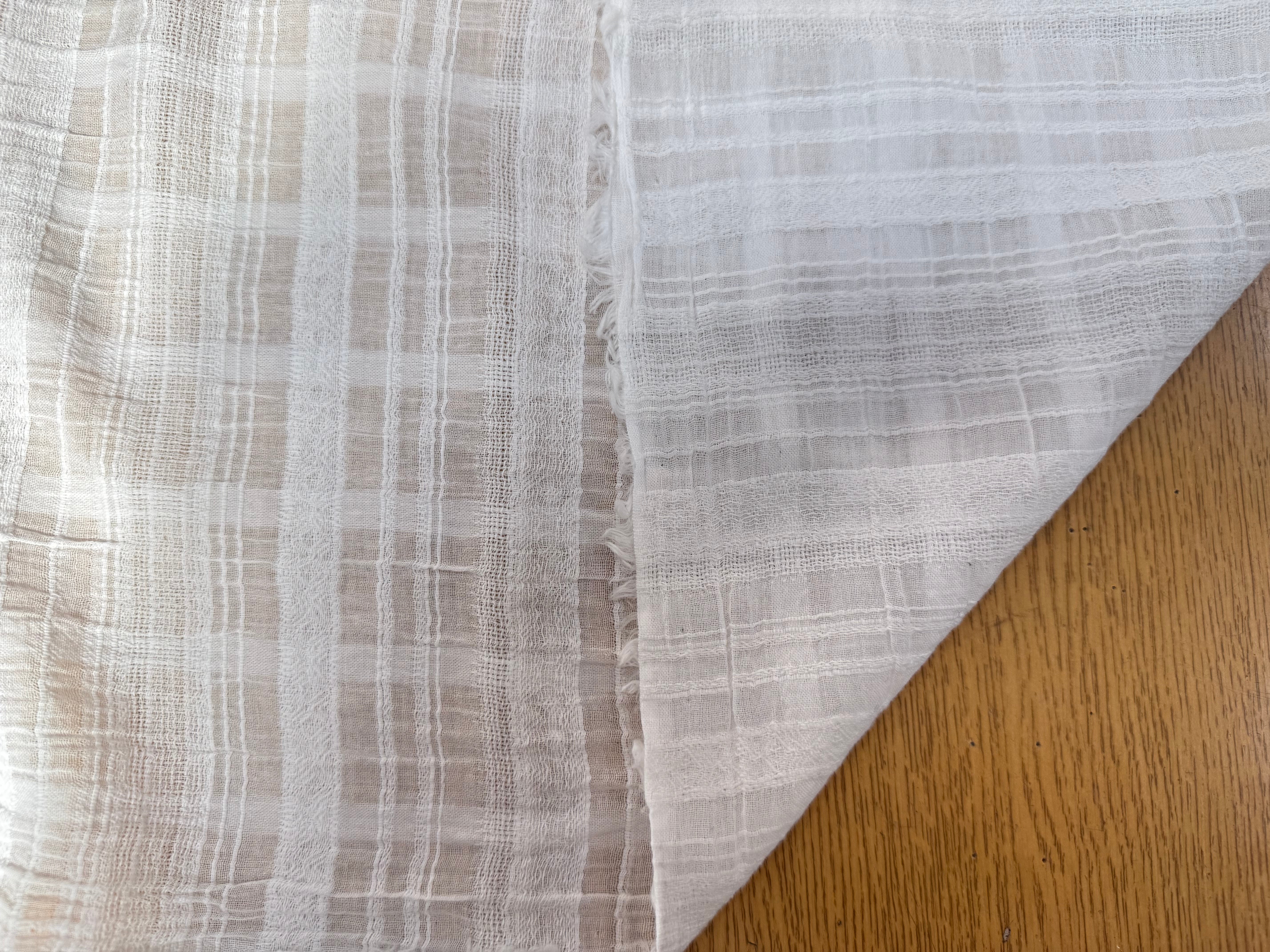 VOILE DE COTON UNI BLANC BRODÉ TONS SUR TONS - My Little Coupon