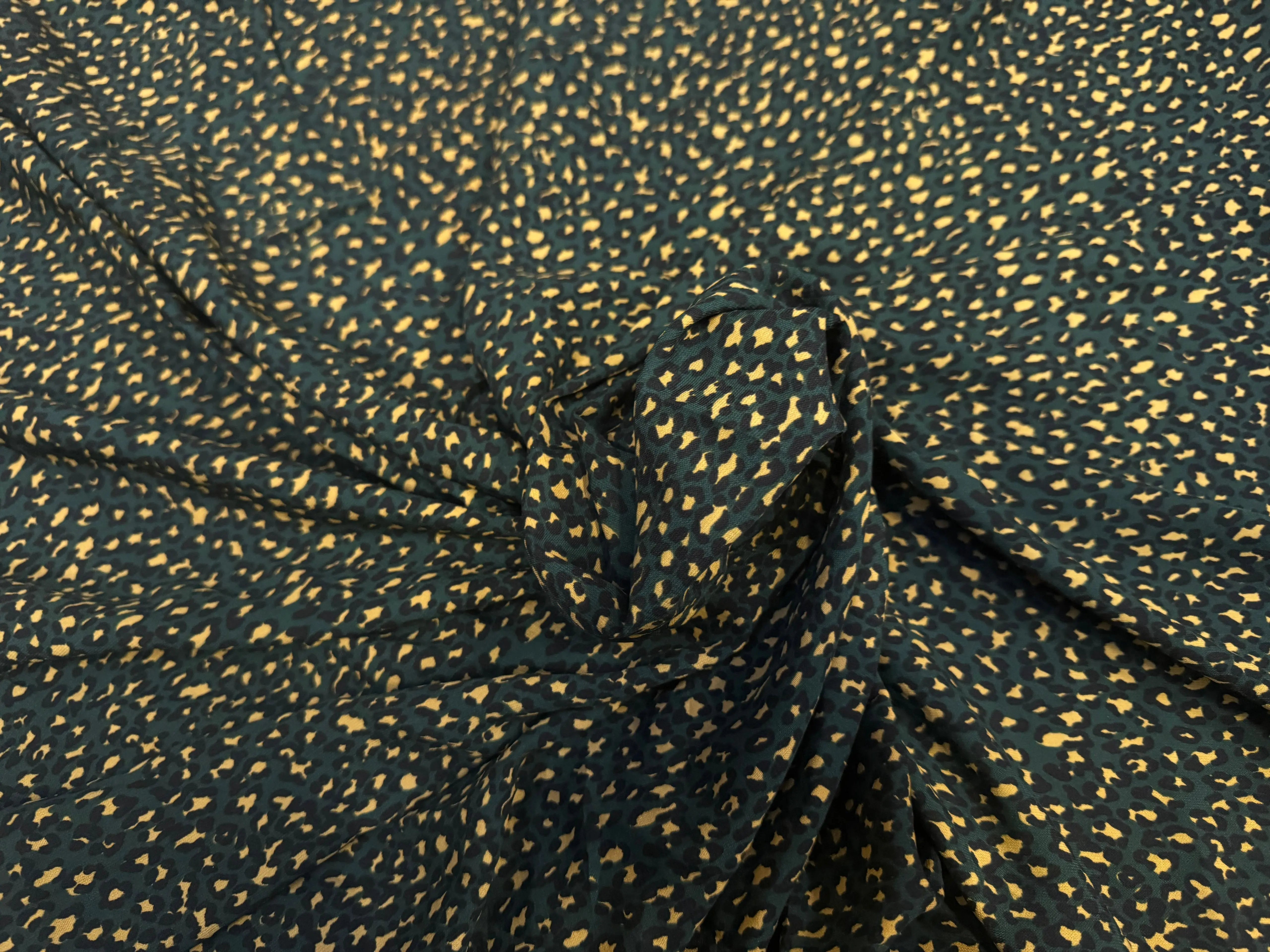 WOOLPEACH PANTHÈRE JAUNE FOND VERT - My Little Coupon